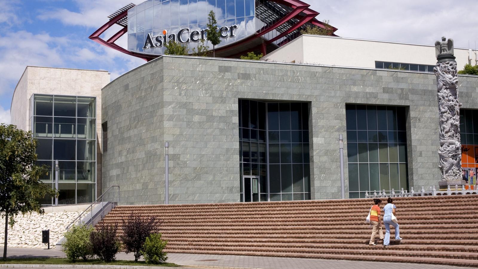 A World Mall (volt Asia Center)eladói mit sem tudnak az árrésről