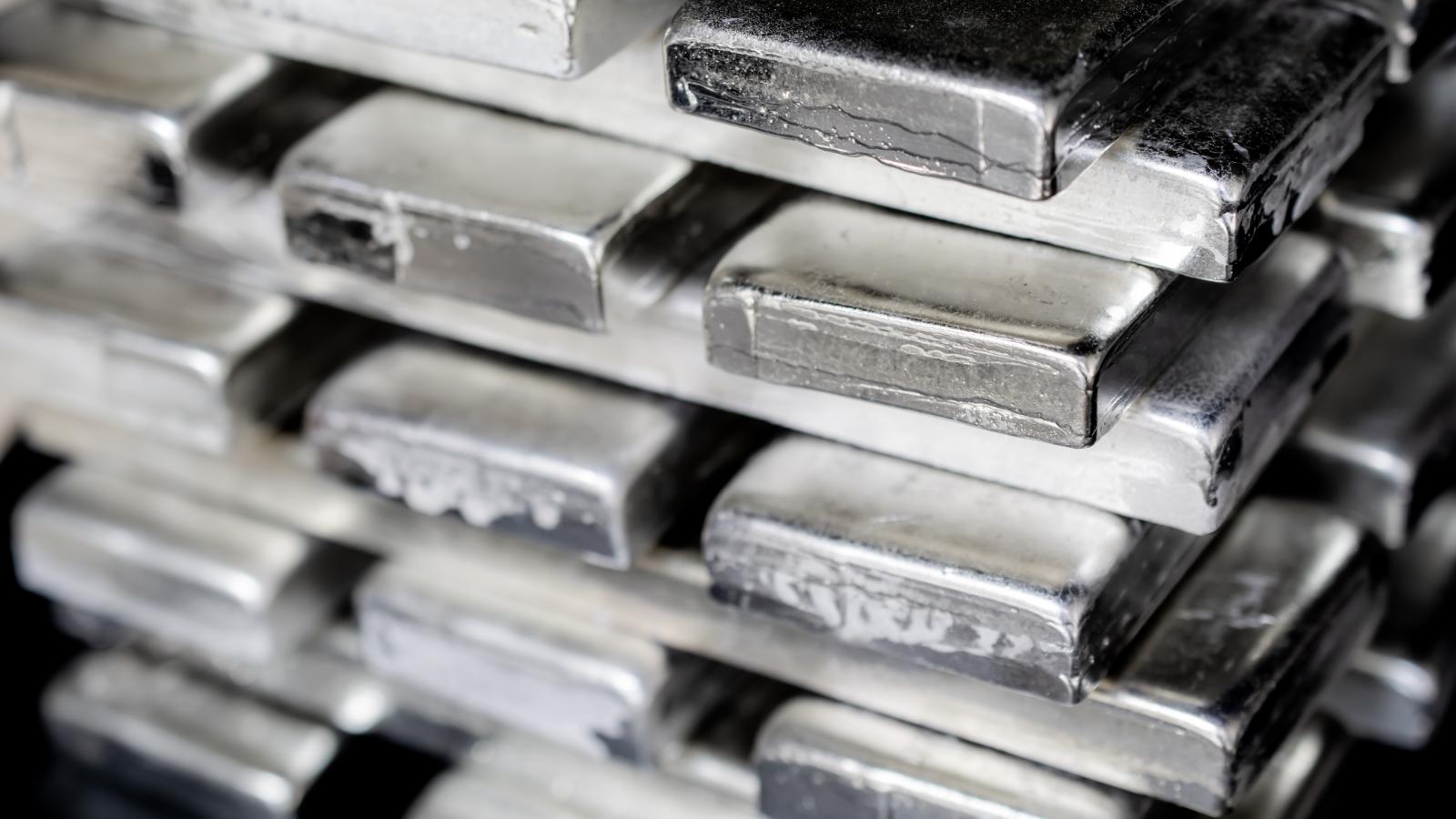 Egyre drágább az ezüst és a platina, de még mindig az arany az úr