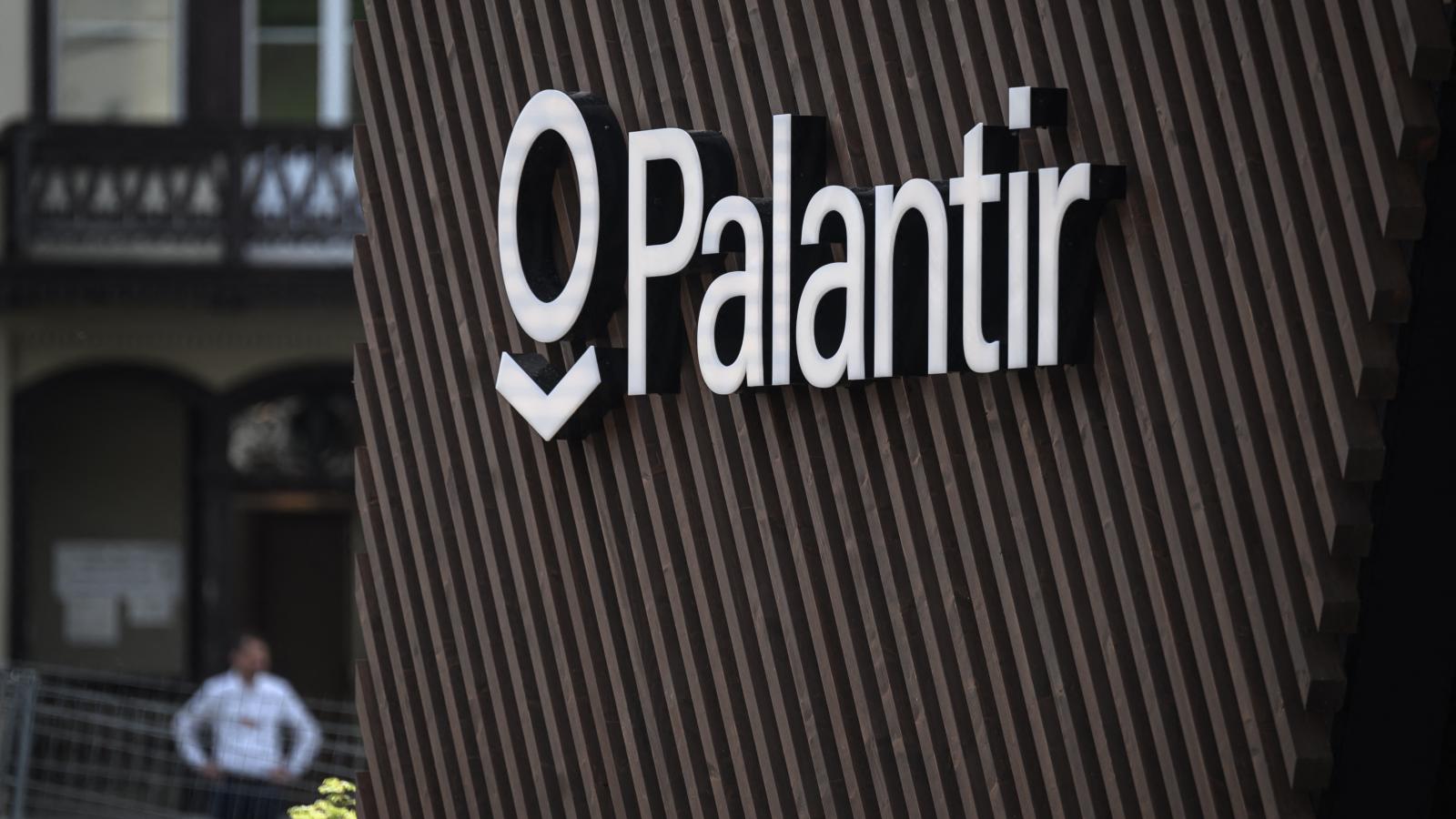 A Palantir Technologies szoftverei­nek a hírneve nem csak Németországban kétes. Svájcban is van székháza az amerikai vállalatnak