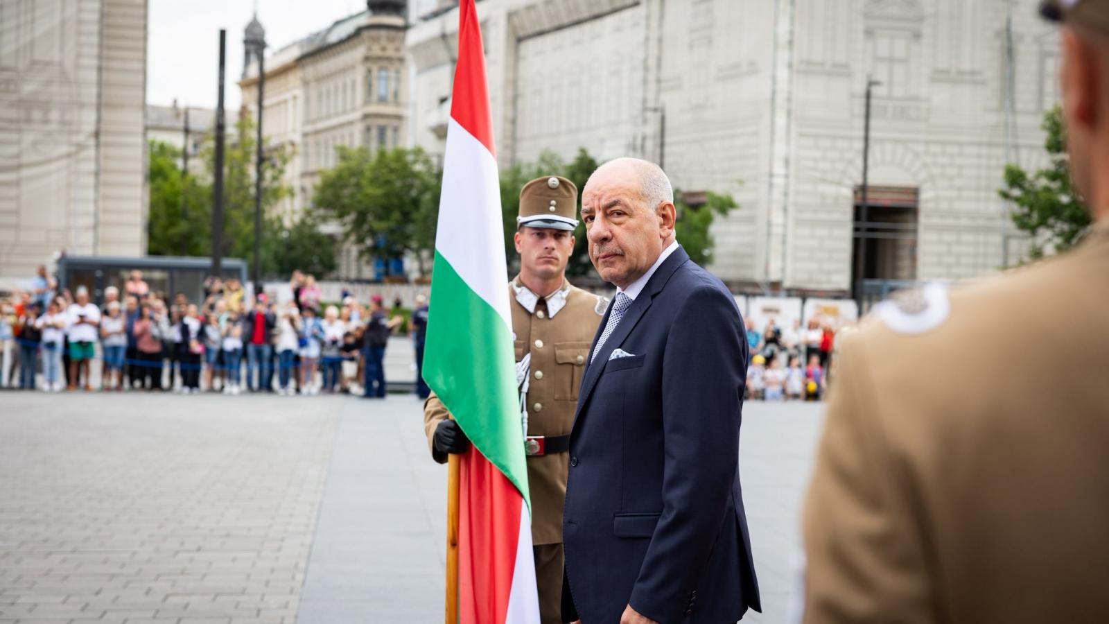Korábbi felvétel 