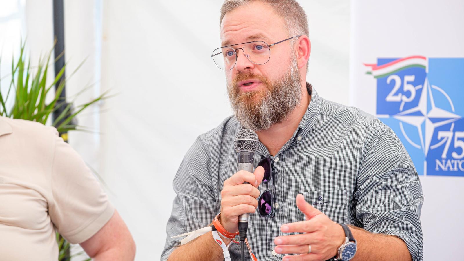 Orbán Balázs - Korábbi felvétel