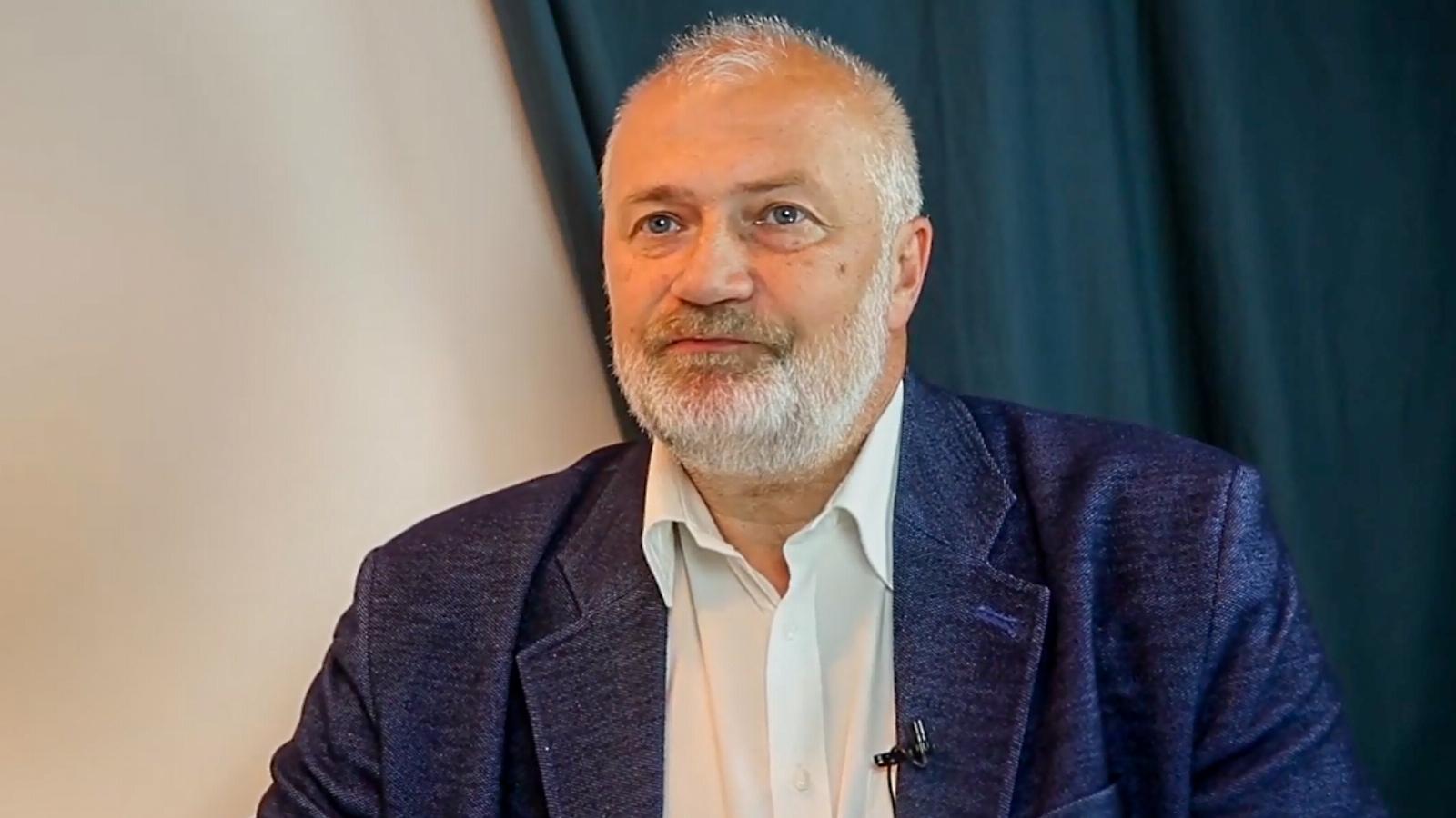 Mihail Amoszov 