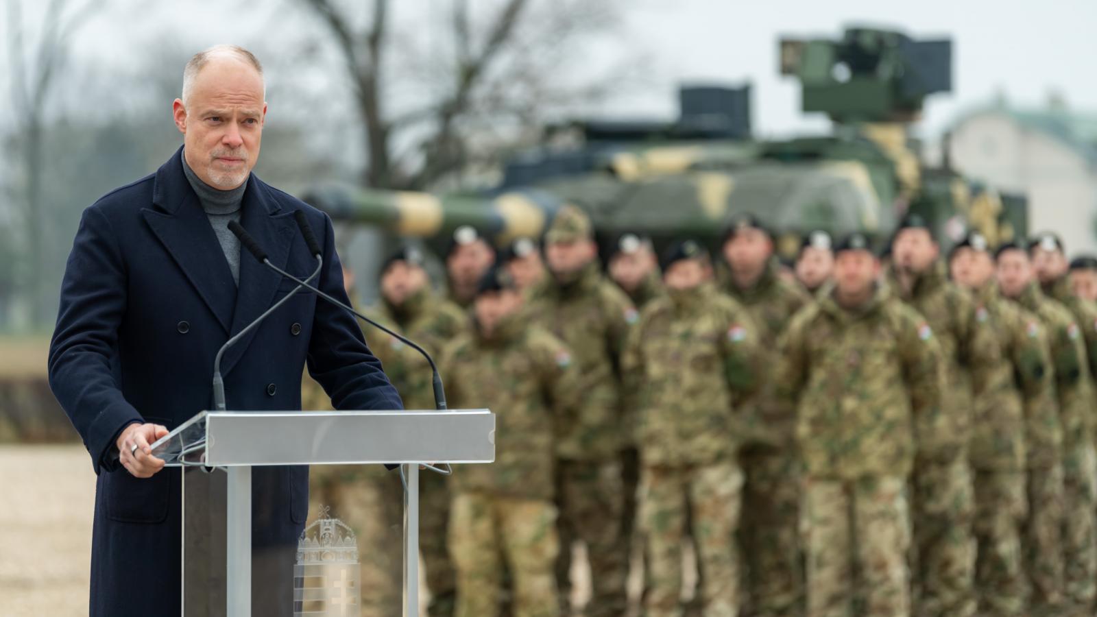 Szalay-Bobrovniczky Kristóf honvédelmi miniszter