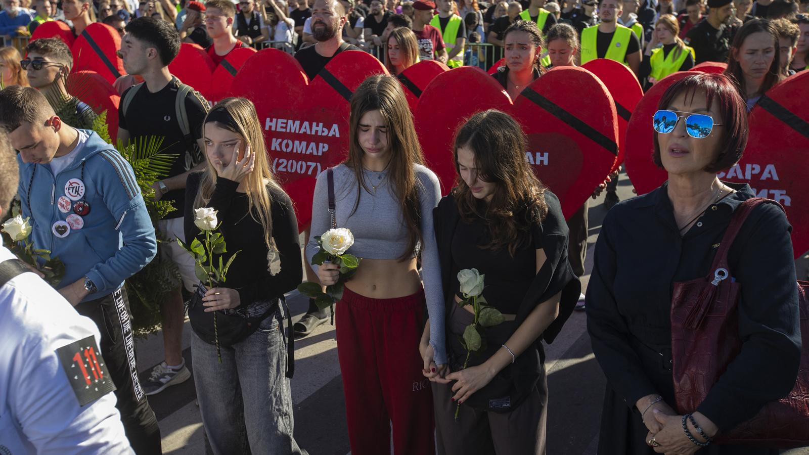 A fiatalok elégedetlensége döntheti meg a hatalmat Szerbiában