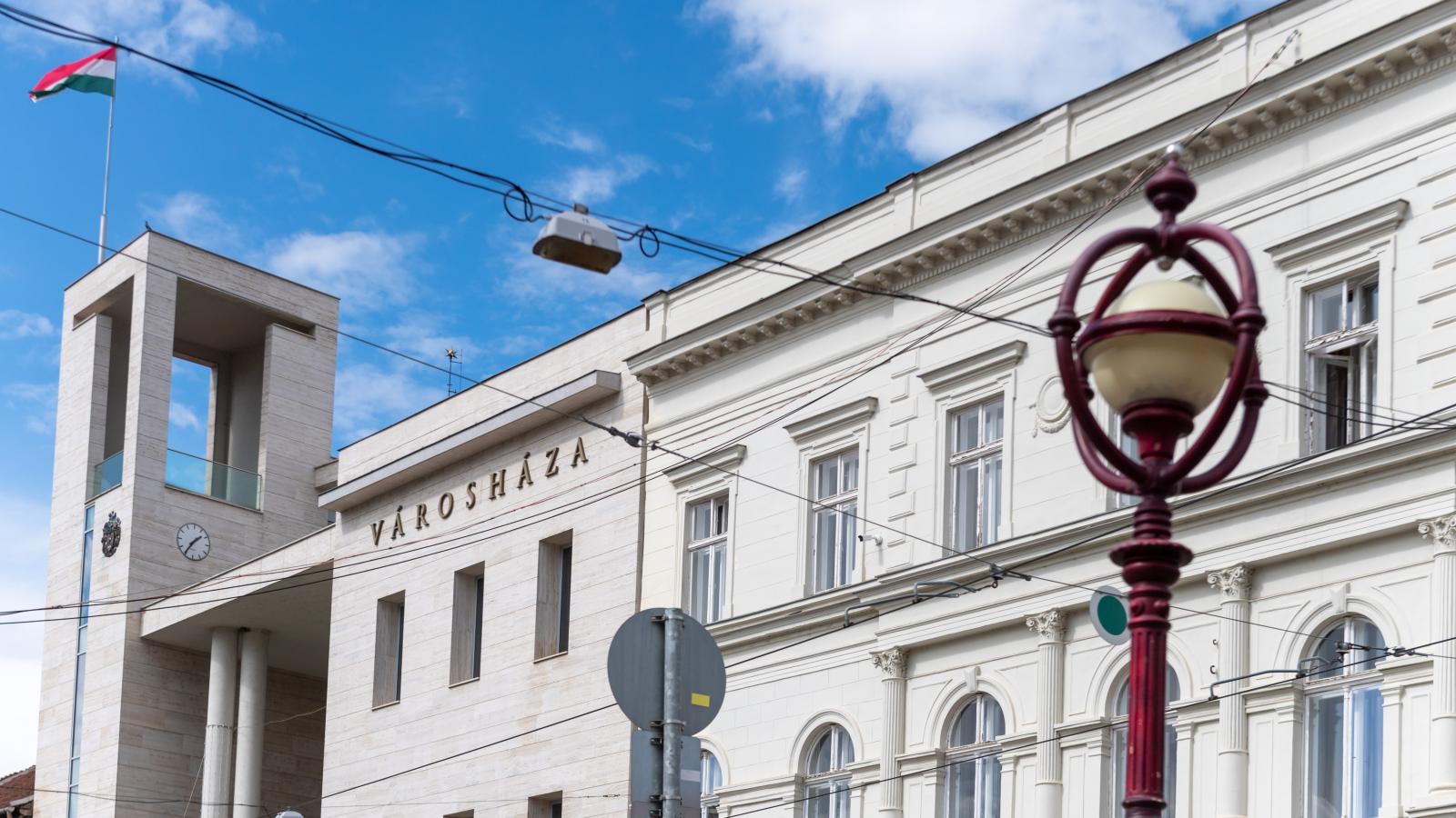 Az új applikációval akár a közvilágítás meghibásodását is bejelenthetik