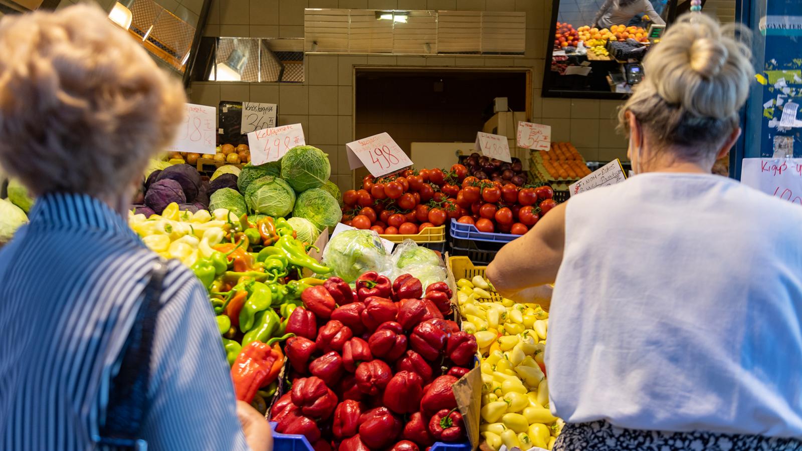 Nagy áreséseket láthatunk decembertől a boltok zöldségpolcain a kikényszerített árréscsökkentés miatt