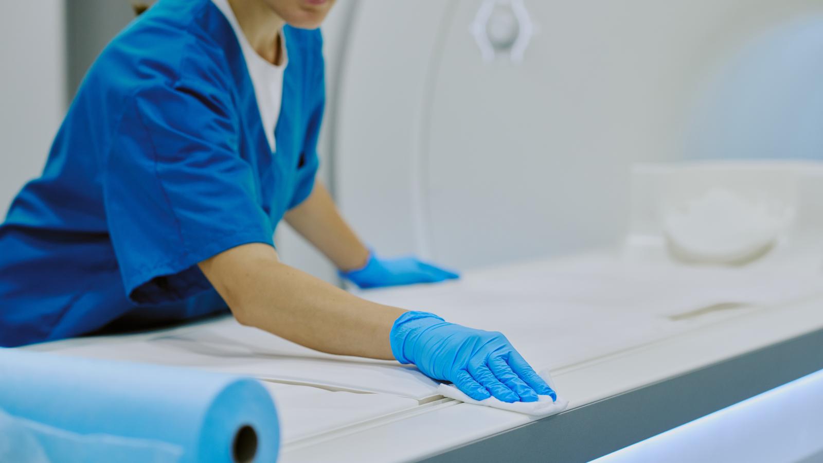 A szolgáltatások felfüggesztése mögött egyre nagyobb arányban az ápolók hiánya áll