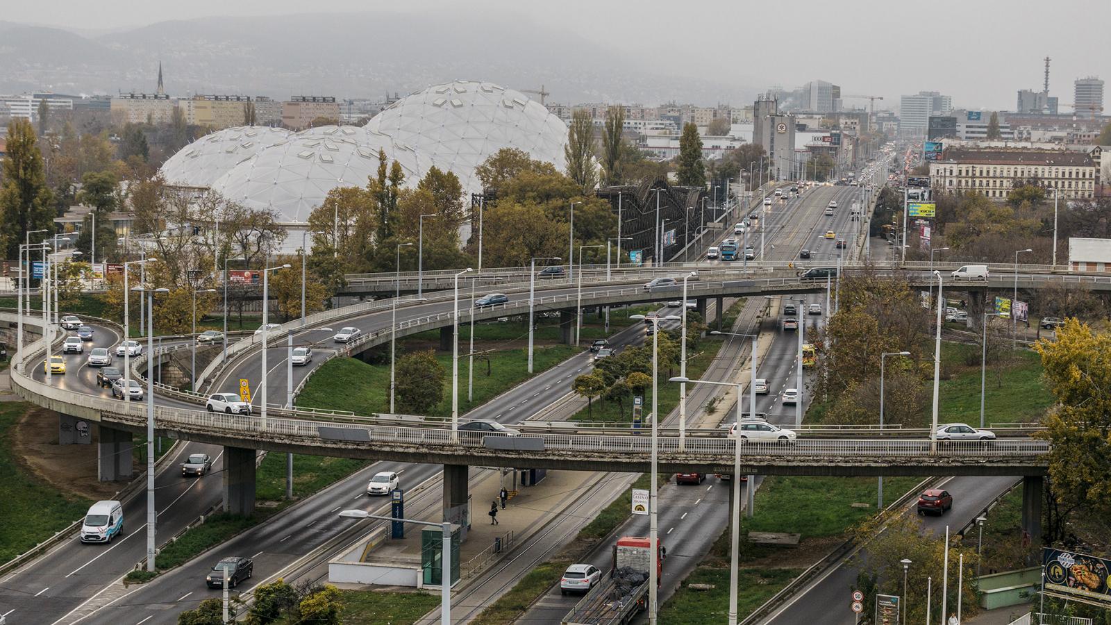 Sok év után látogatókat fogadhat a különleges fóliabuborék
