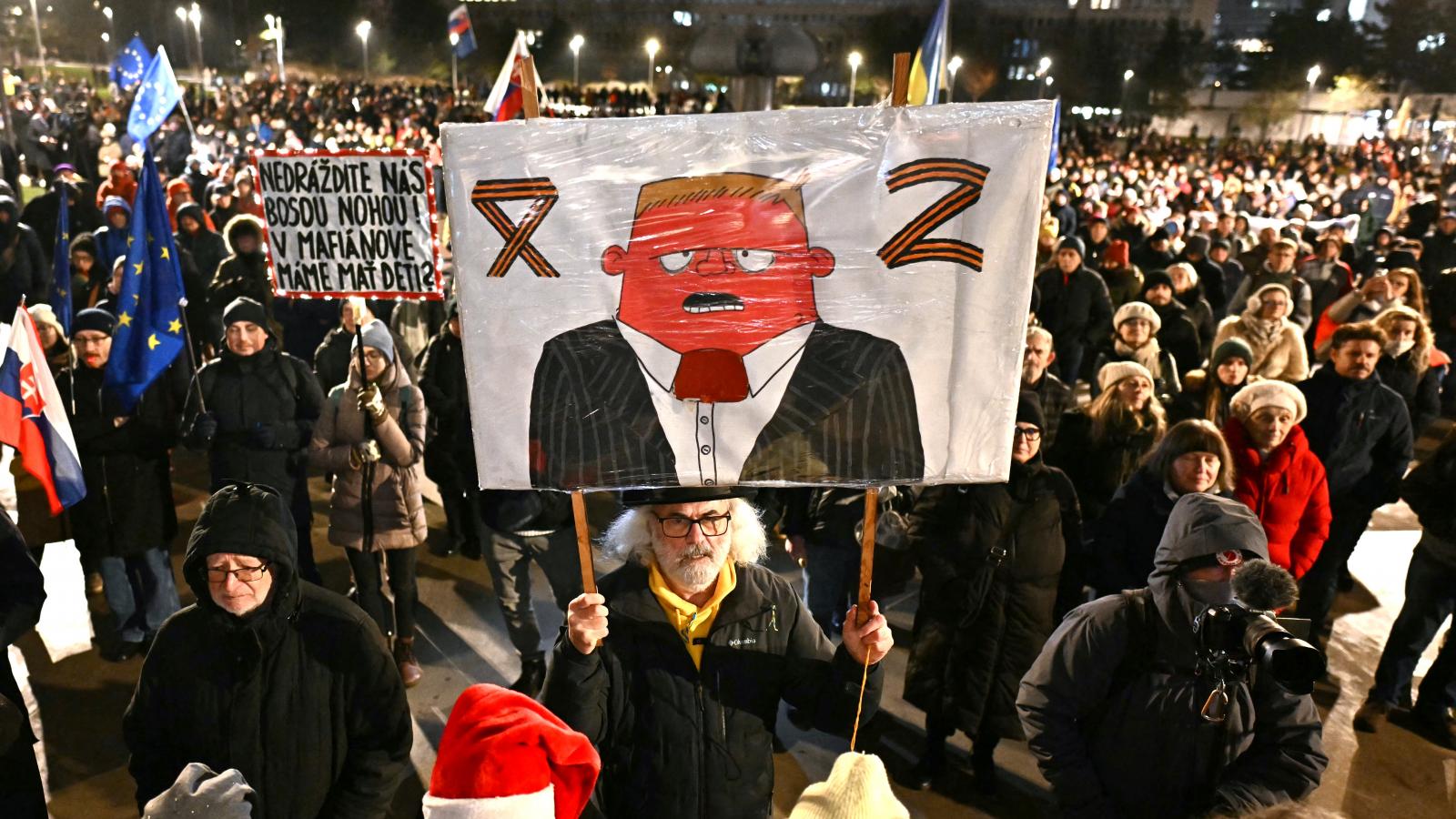 A szlovák büntető törvénykönyv módosítását az ellenzékiek a demokrácia leépítésének tekintik