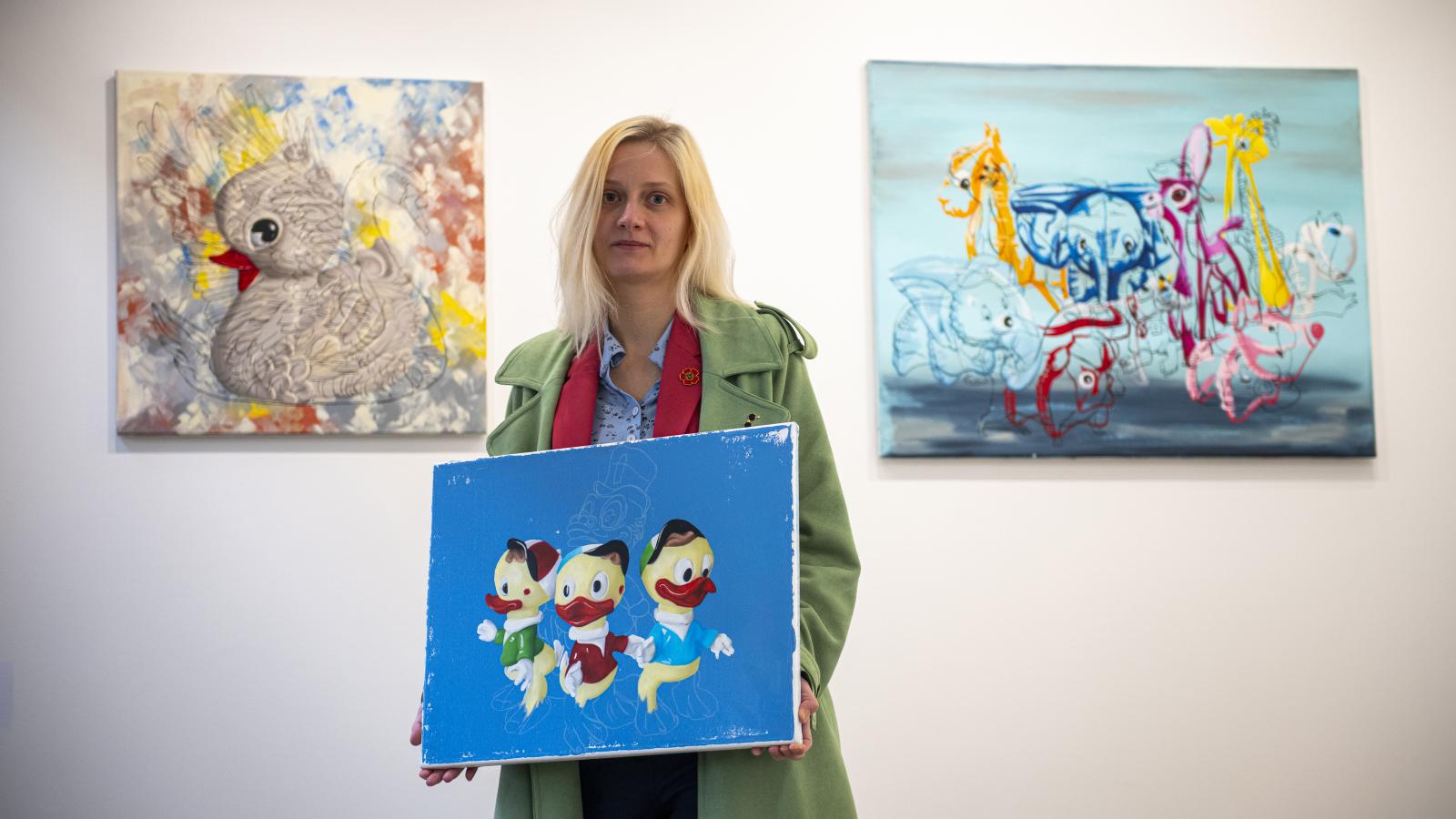 Hajgató Terézia képei visszarepítenek a gyerekkorba