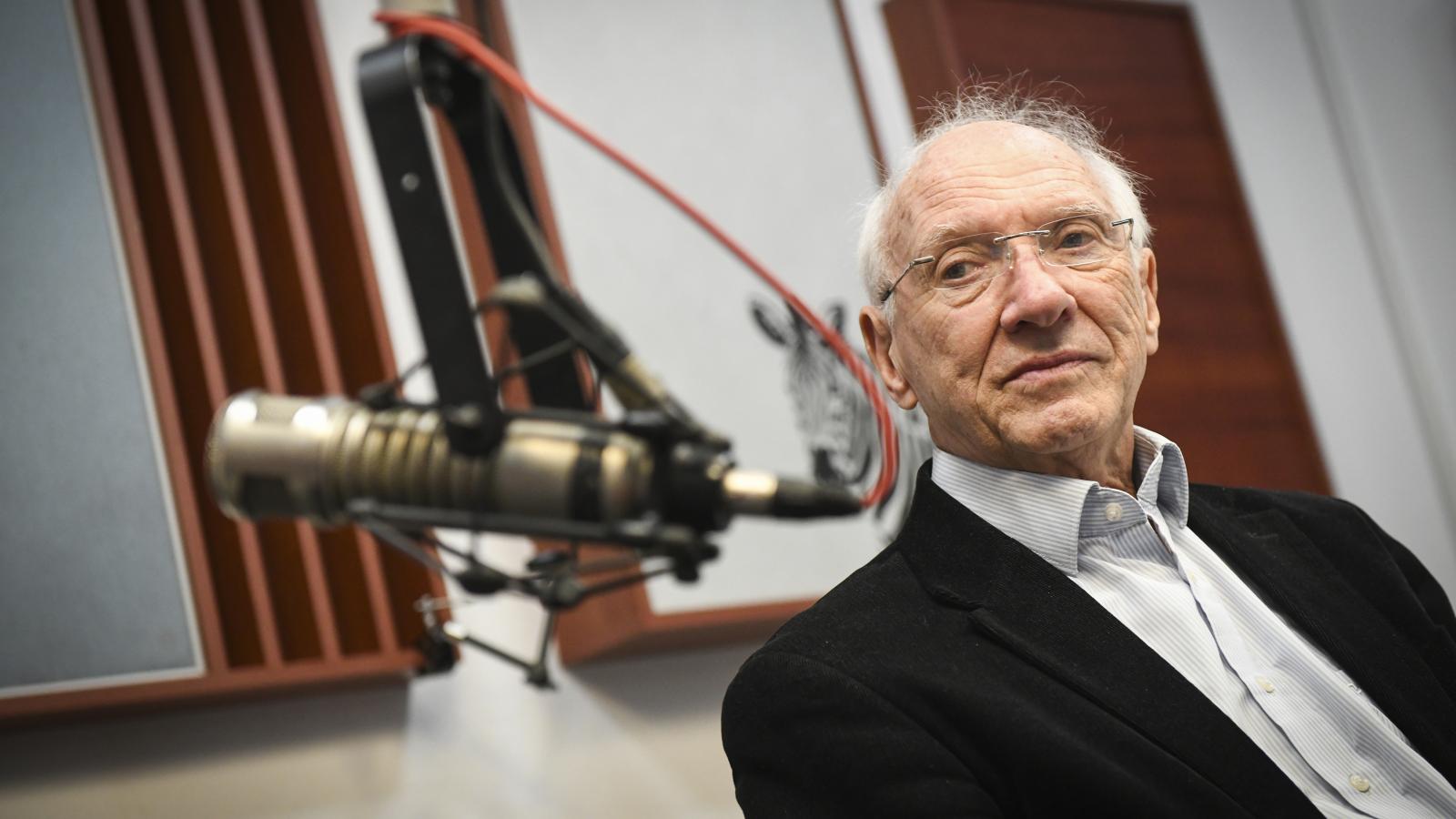 Bolgár György nemzeti mitológiánk világában bolyongva keresi a válaszokat