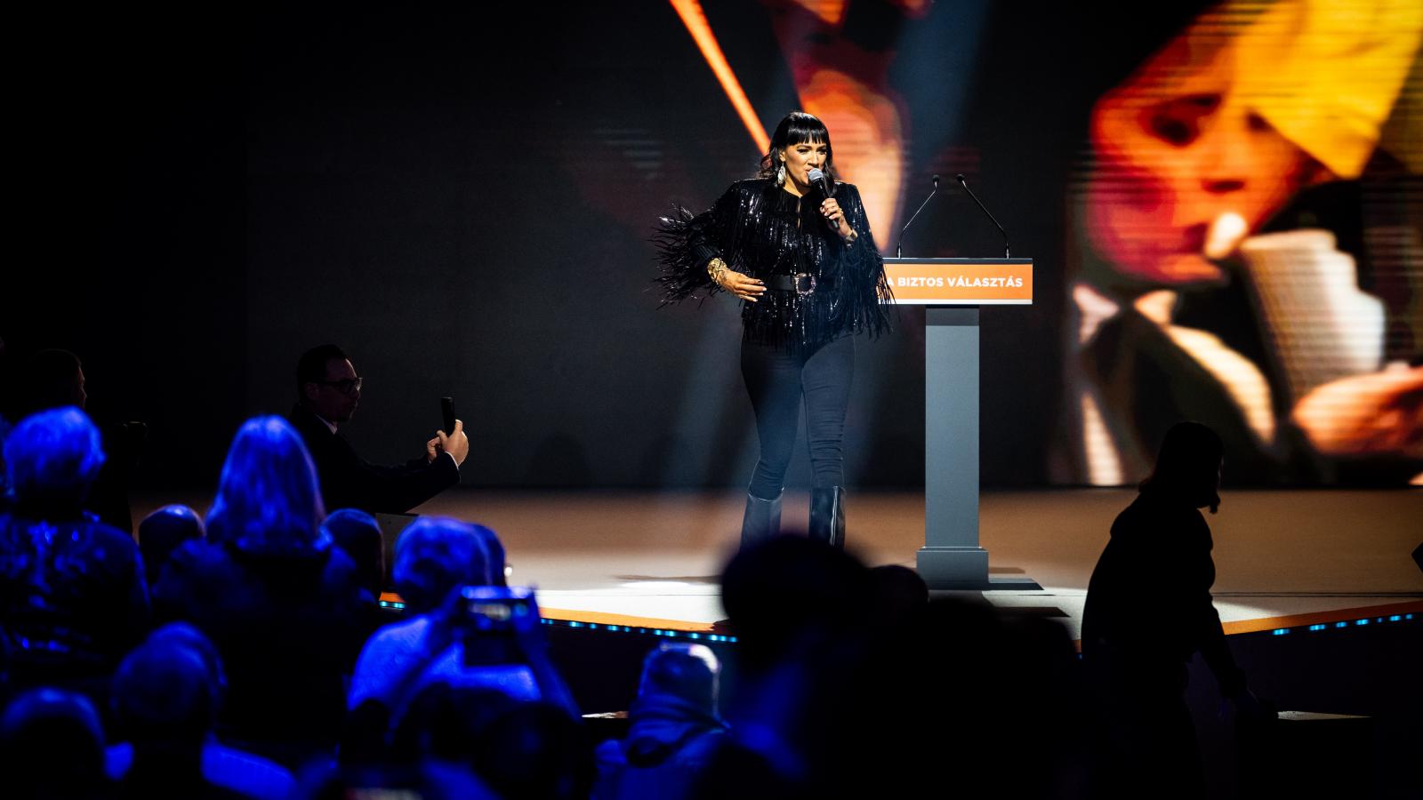 Tóth Gabi a Fidesz-kongresszusán, január 10-én.