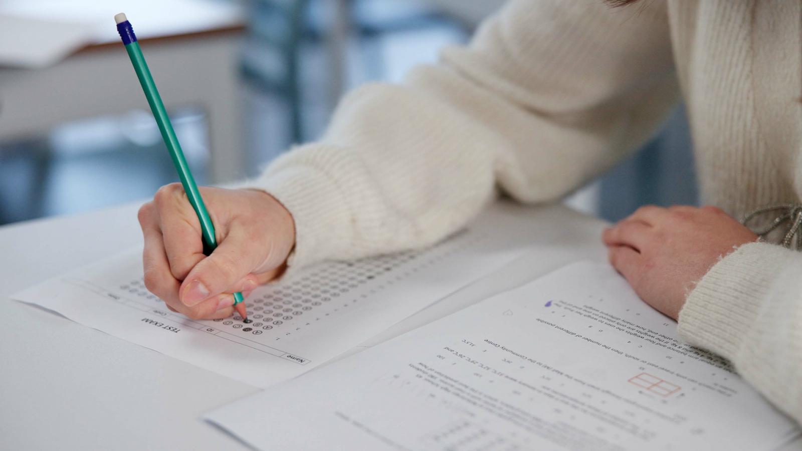 Egy éve több mint 72 ezer tanuló írta meg az írásbeli felvételit