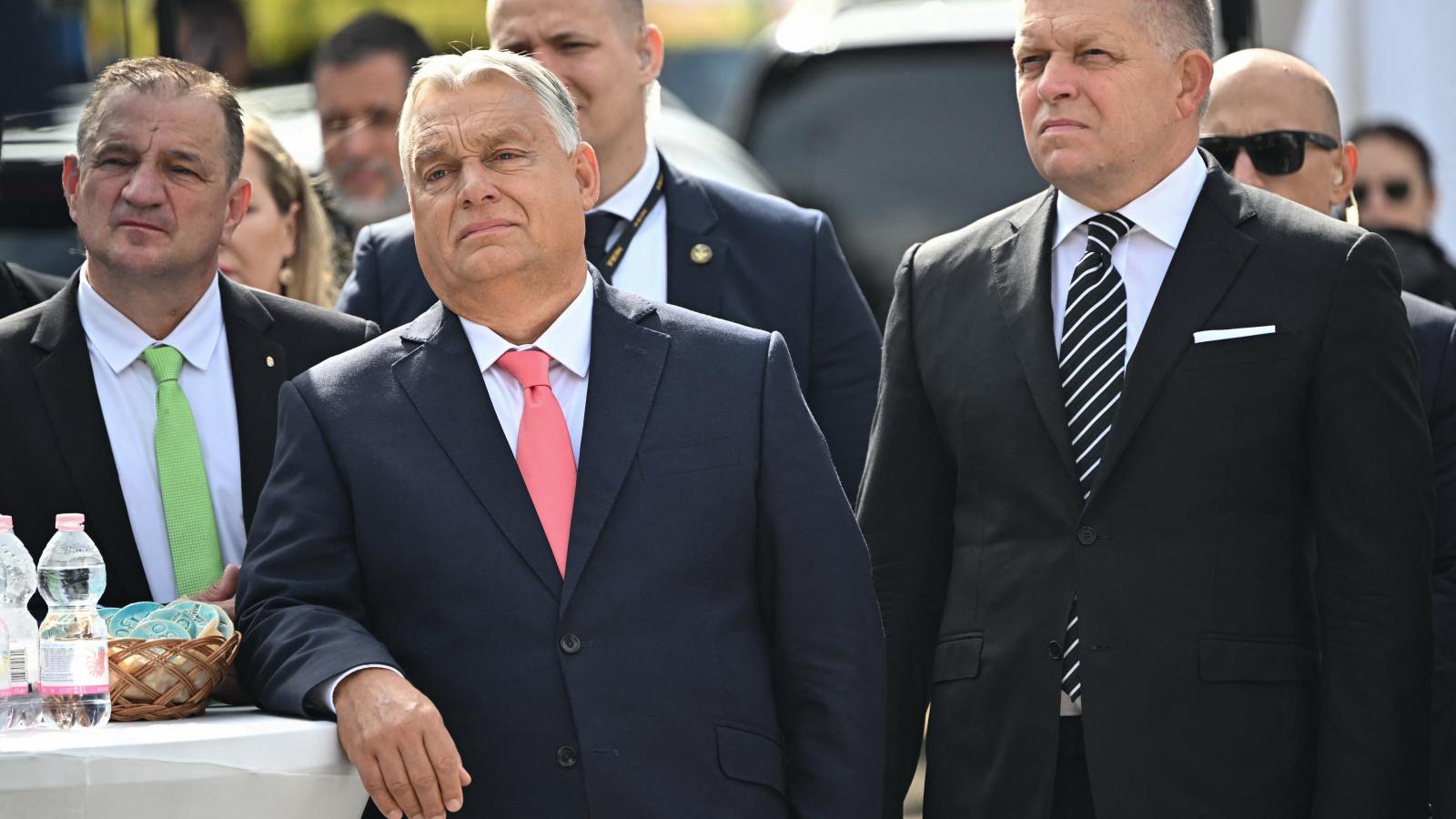 Orbán Viktor és Robert Fico 2025. szeptember 28-án
