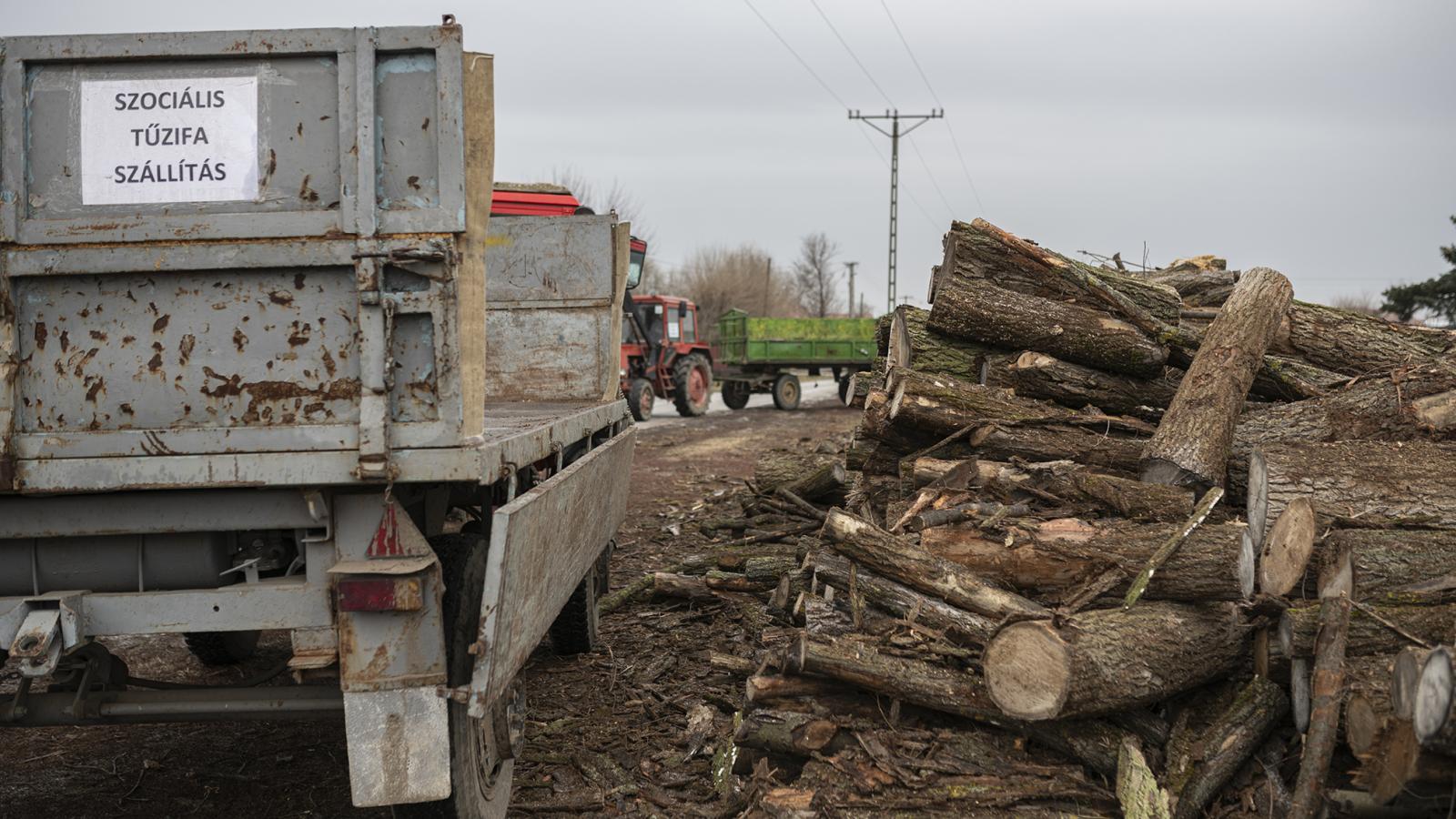 A keret régóta 5 milliárd forint, csak éppen a tűzifa ára két-két és félszeresére nőtt