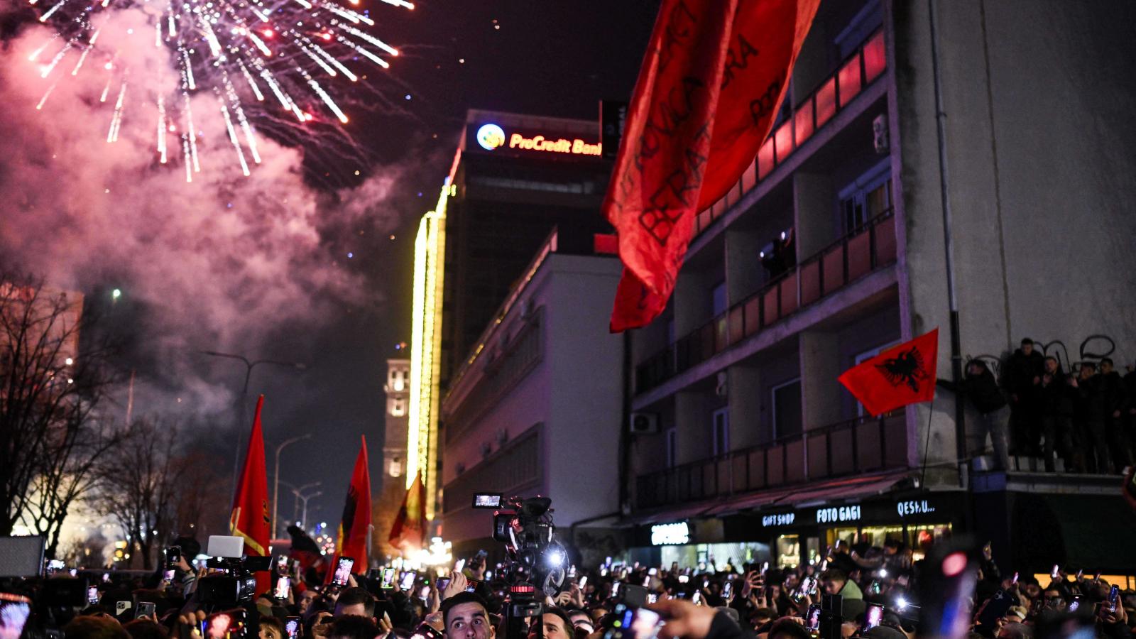 Korai lehetett a kormánypárti öröm és a választási tűzijáték