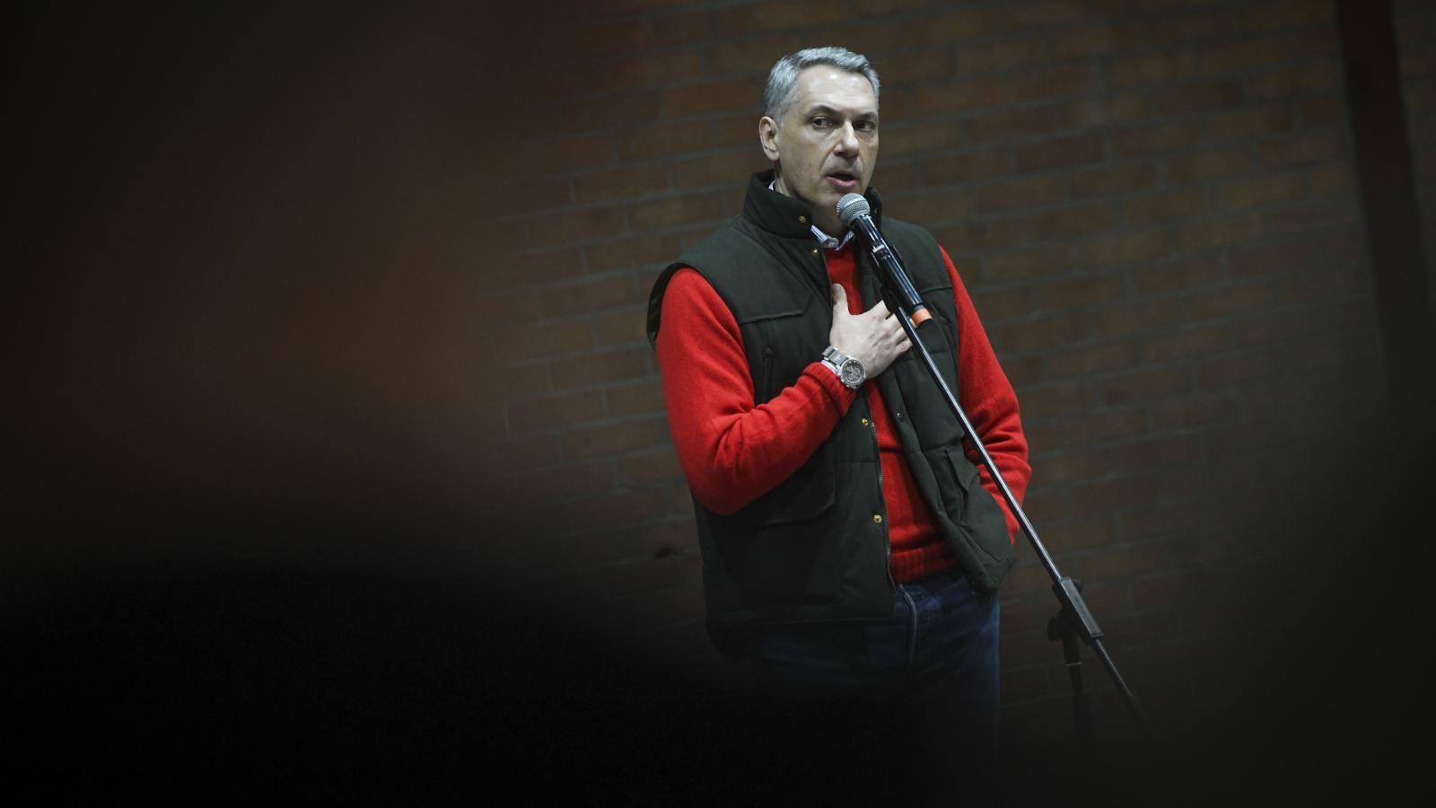 Kényszeredett bocsánatkérés. A miniszter módszeresen felháborít