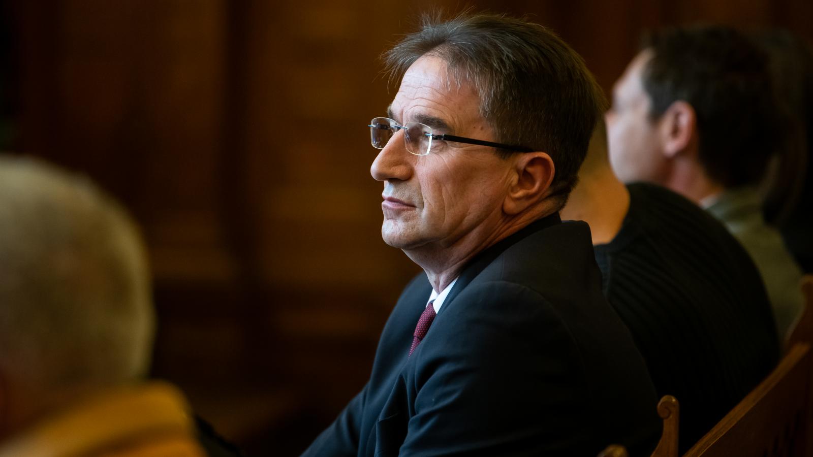 Völner Pál, korábbi felvétel