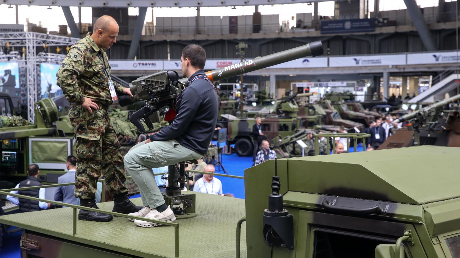 Illusztráció: Haditechnikai kiállítás Belgrádban