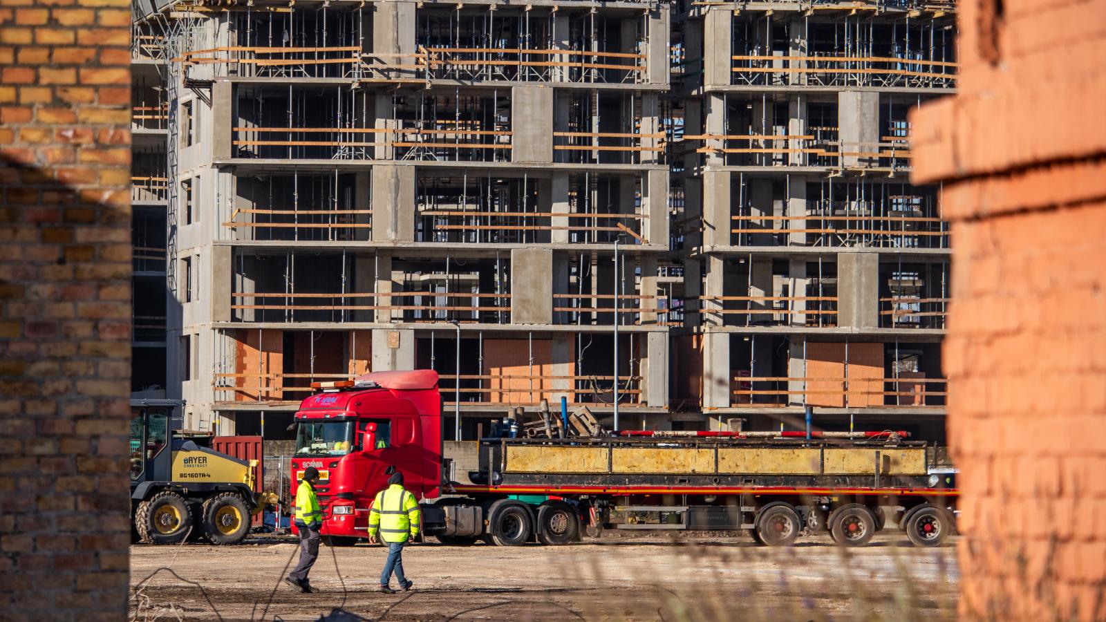 A több tízezer új bérlakás nem irreális cél, ha lesz hozzá elegendő forrás