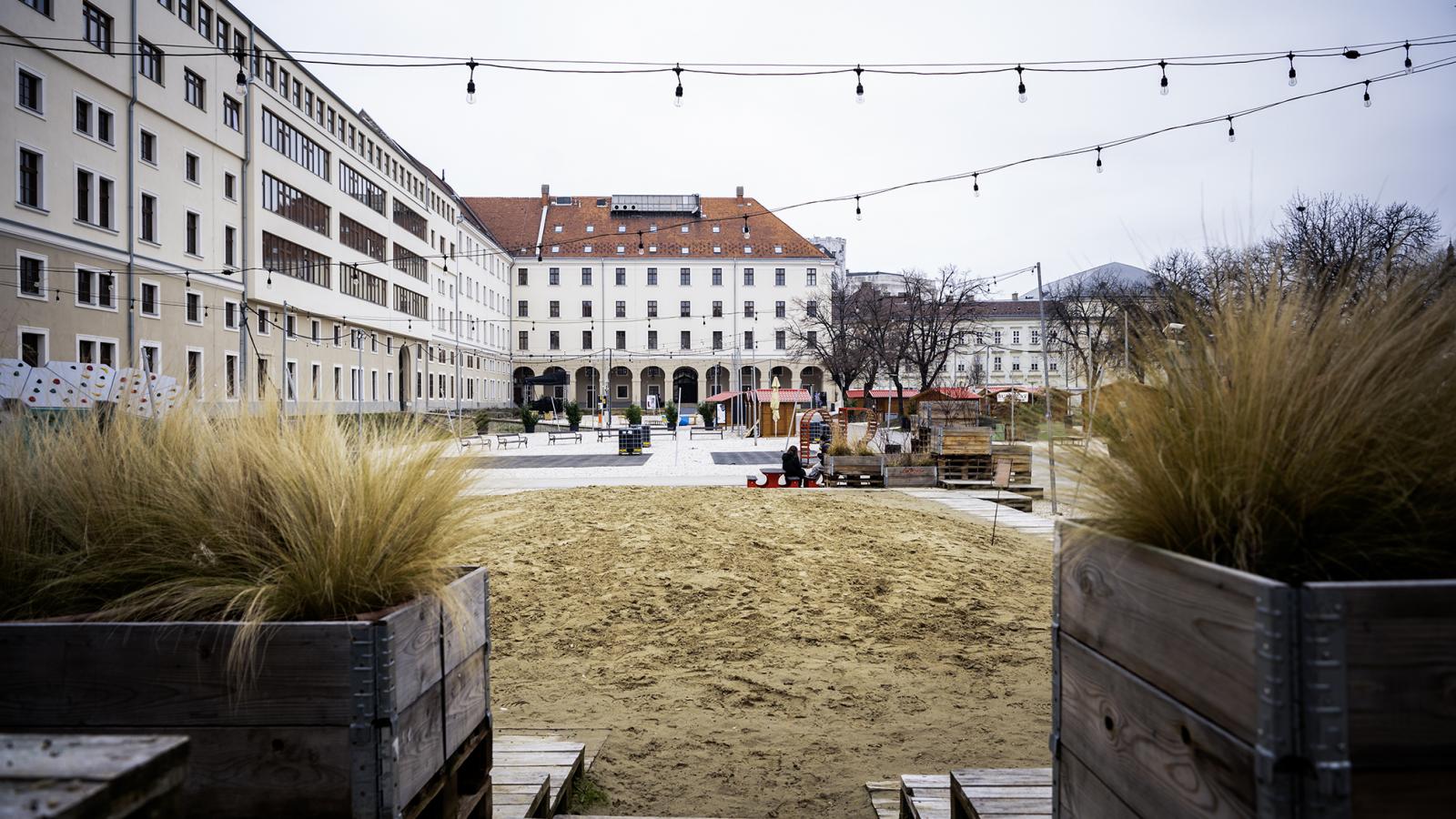 A terület ideiglenes hasznosításaként 2024-ben nyitották meg a Pop-up parkot