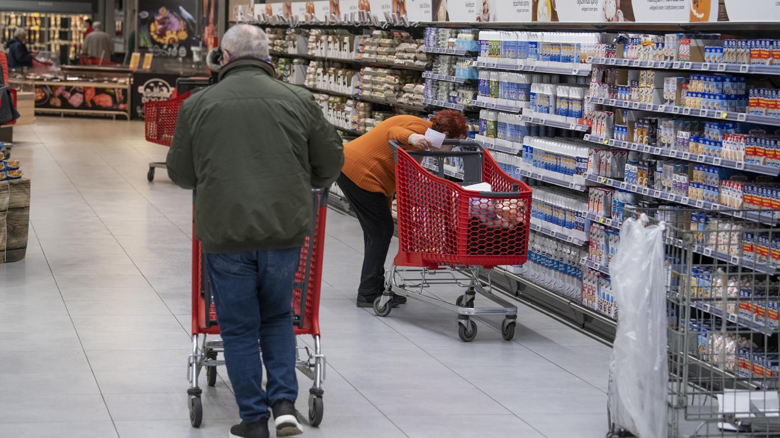 Az áremelkedés üteme jelentősen mérséklődött, viszont a banki alapszámlák ingyenessége megszűnhet