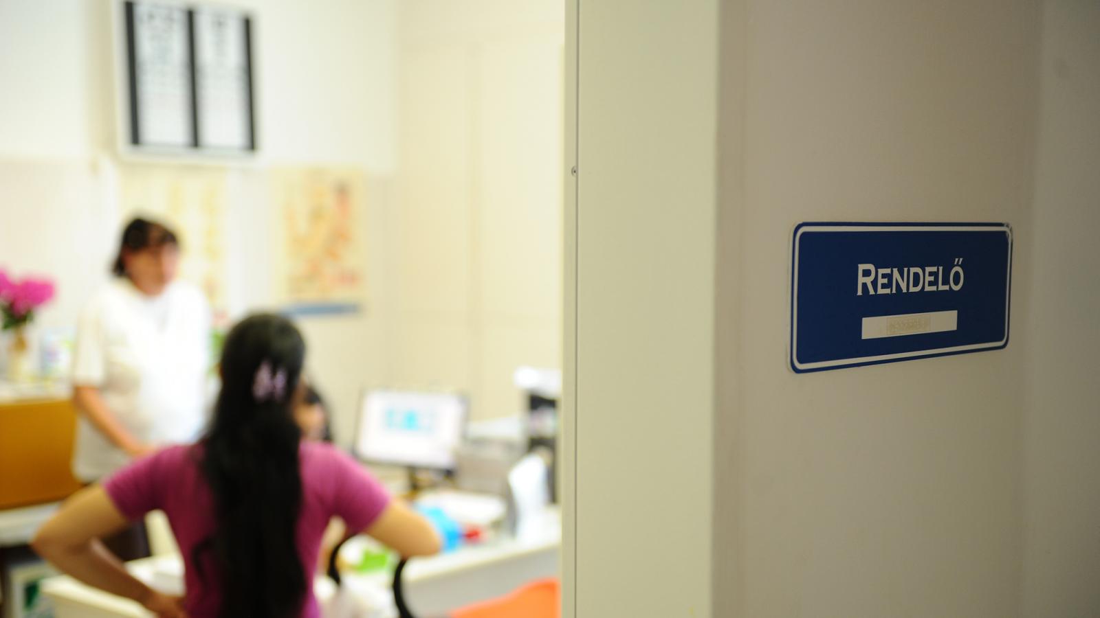 Az elmúlt 25 évben számos orvos kényszerült ingyen oda­adni a praxisát