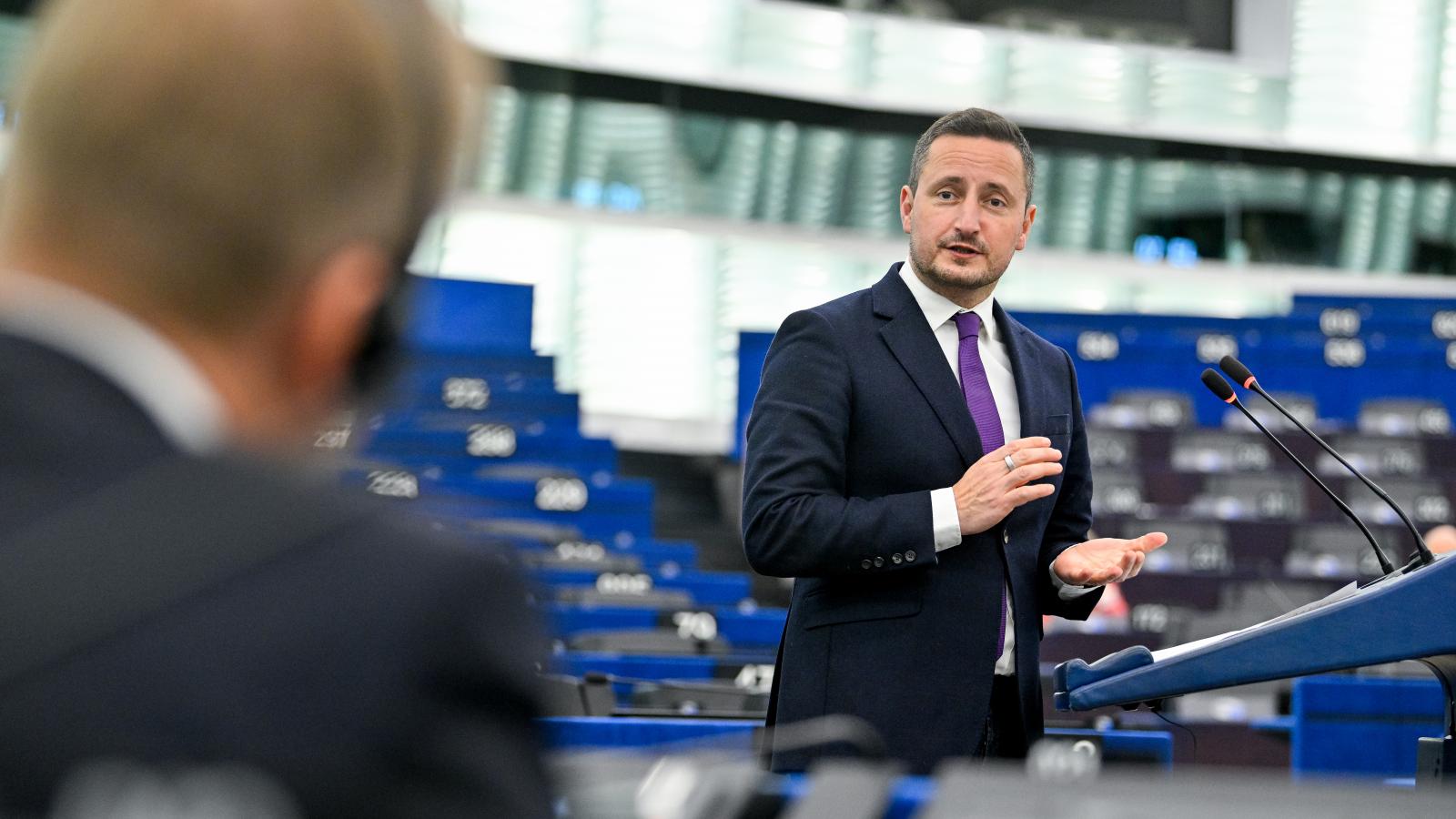 Nicolae Ștefănuță - Korábbi felvétel 