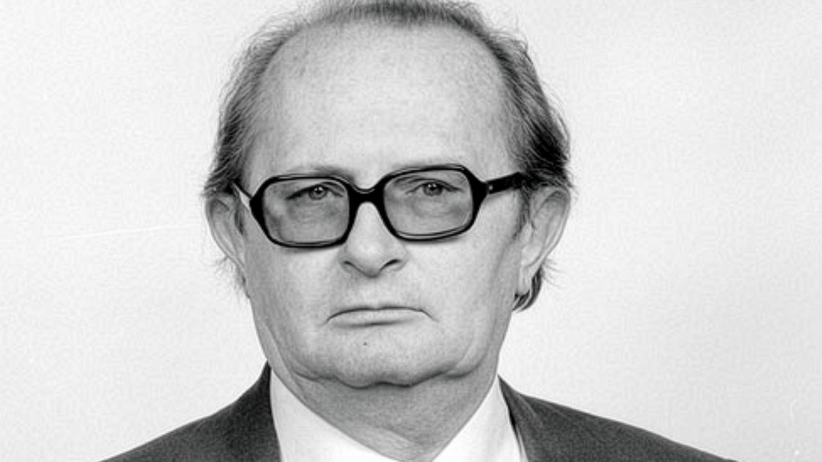 Szűcs Jenő
(1928–1988)
történész a
legalaposabb,
legmélyebb,
legszéleskörűbb
ismeretek
birtokosa volt,
aki nehezen élte
meg saját erői
és lehetőségei
korlátosságát