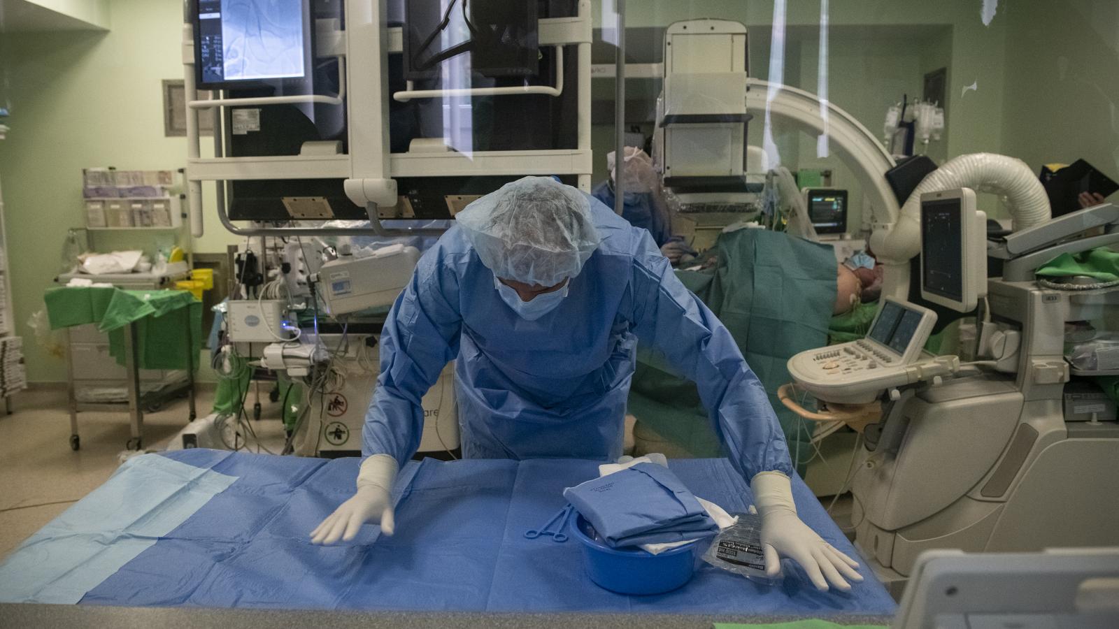 Nem pusztán technikai módosítás, hanem tudatos jelzés a kórházak felé