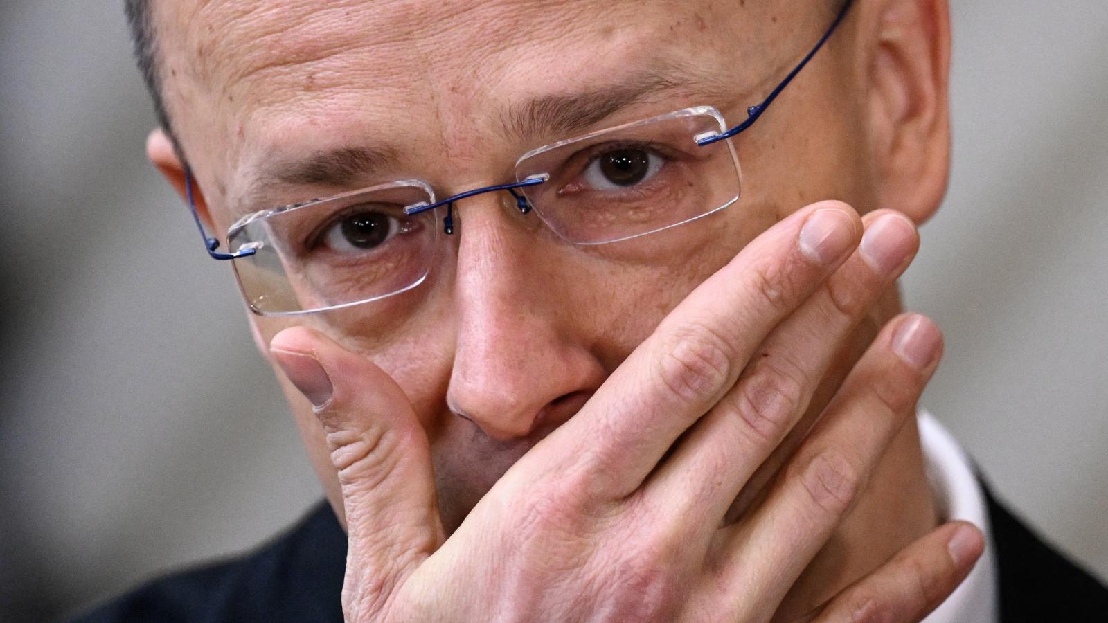 Szijjártó felváltva emlegetett hazugságot és diplomáciát