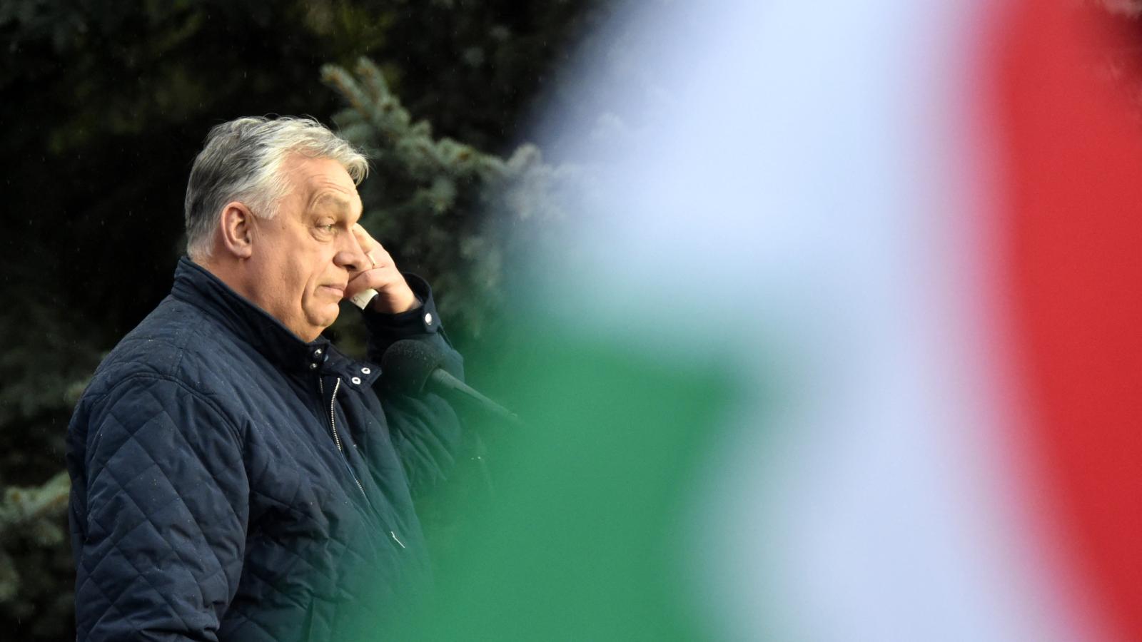 Orbán Viktor Pécelen március 28-án