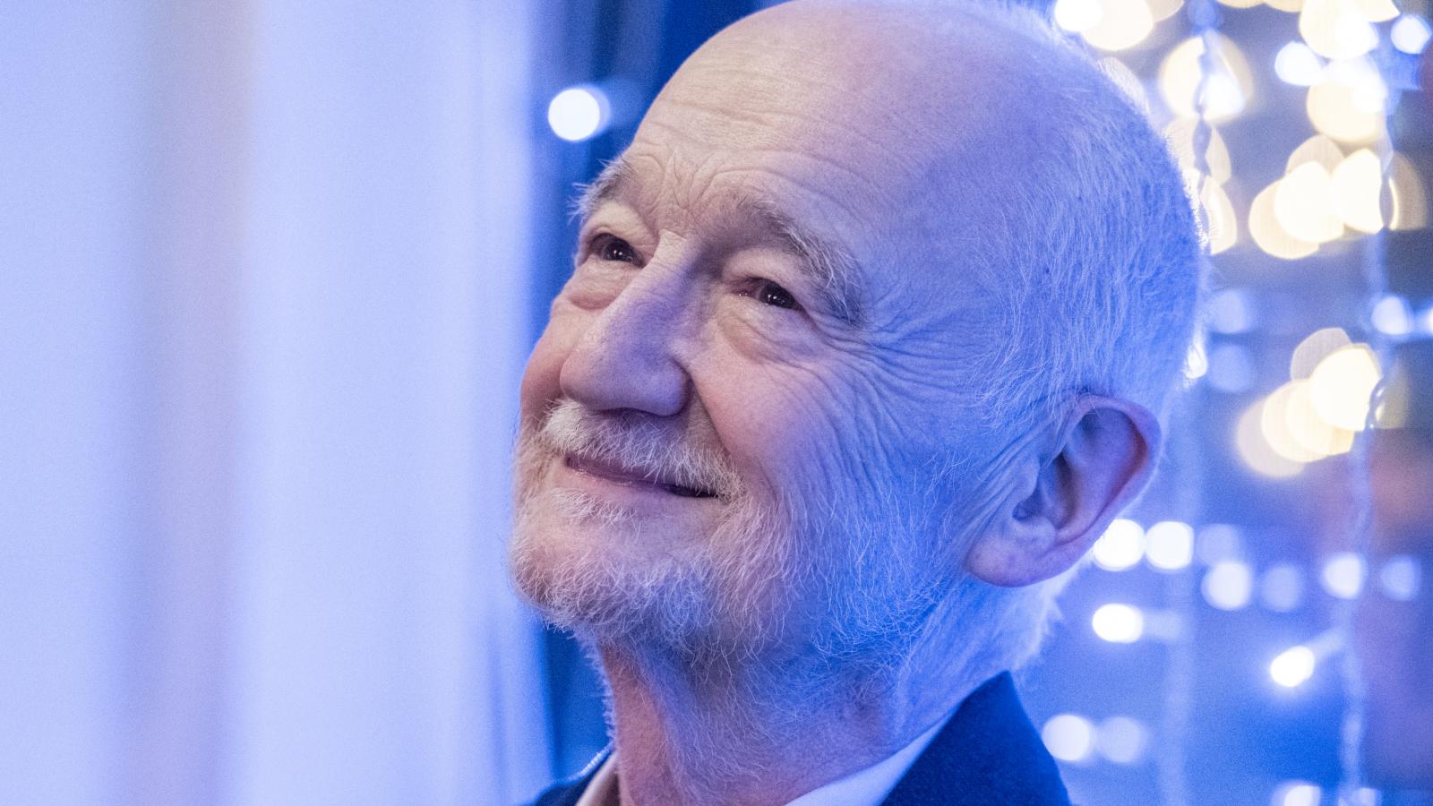 Nádasdy Ádám (1947–2026) bátran és méltósággal viselte másságát