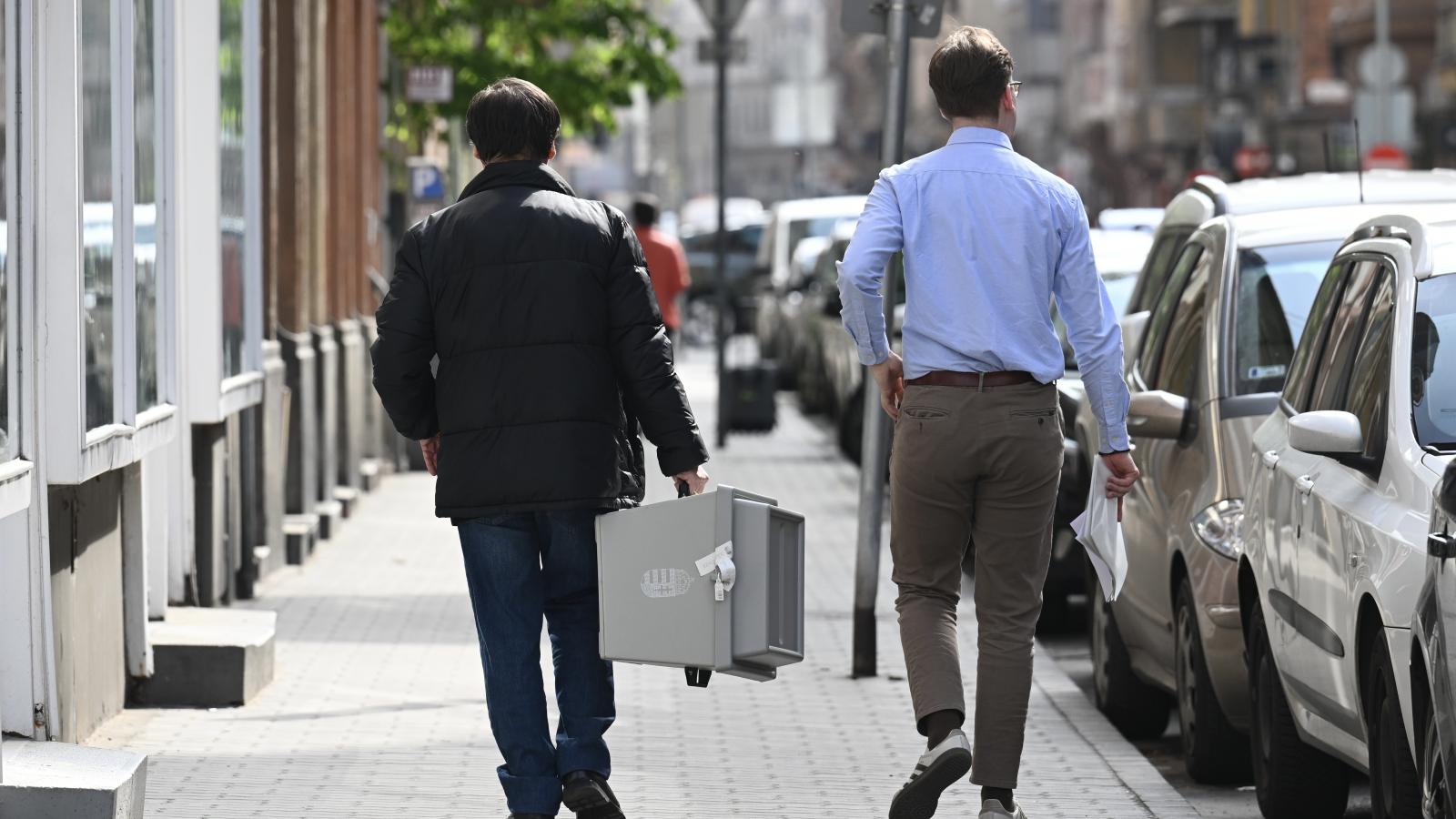 Mozgóurna a 13. kerületben április 12-én 