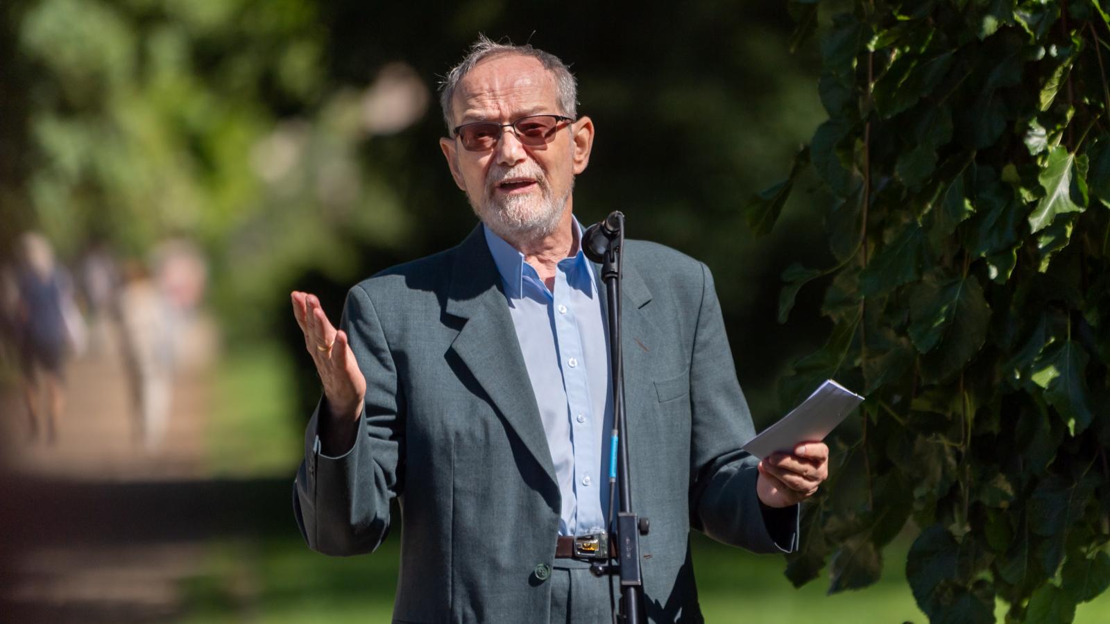 Agárdi Péter elsősorban a kulturális közvetítés jelentős személyisége