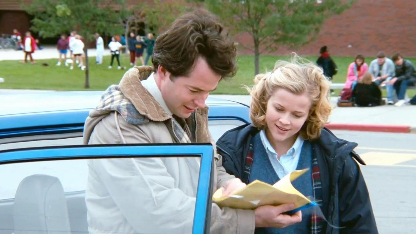 Gimiboszi: a magyar cím annak idején alaposan aláértékelte a filmet: az eredeti Election egyértelműen jelzi a politikai fókuszt