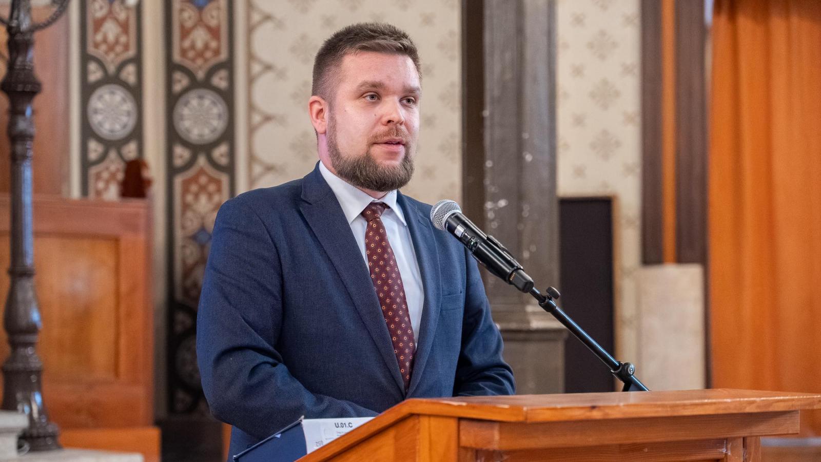 Korábbi felvétel 