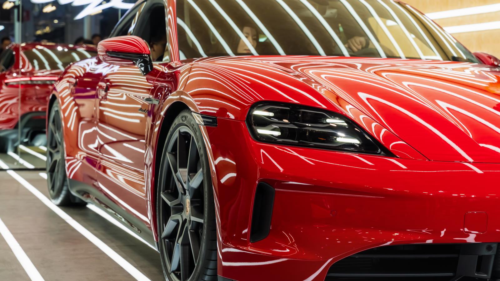 Egy Porsche Taycan GTS. Képünk illusztráció.