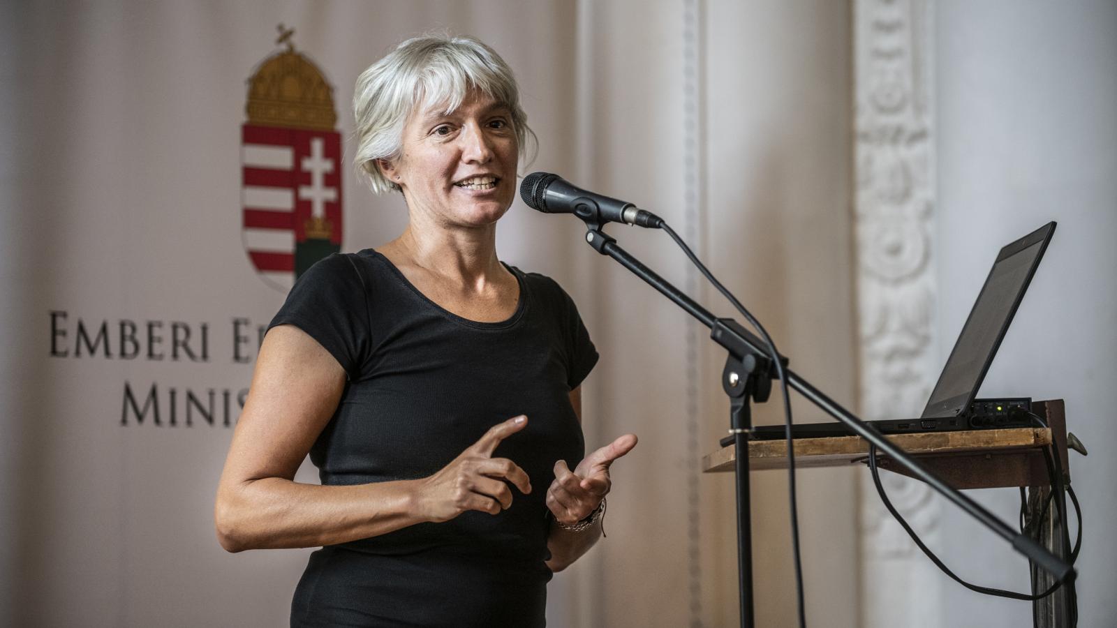 Sipos Katalin - Korábbi felvétel