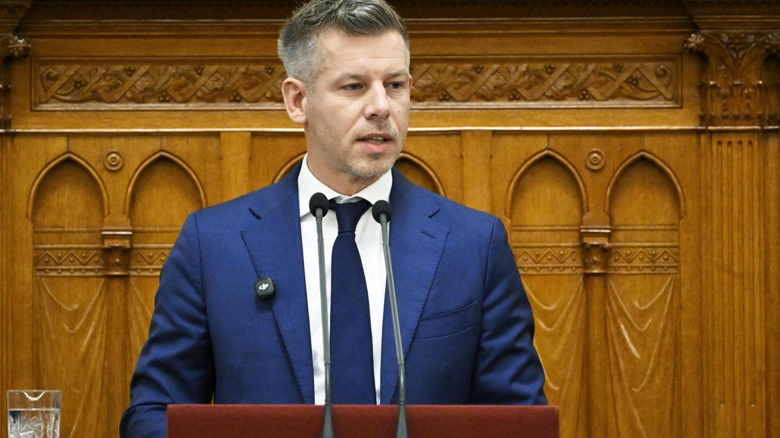 Magyar Péter az Országgyűlés plenáris ülésén az Országházban 2026. május 26-án