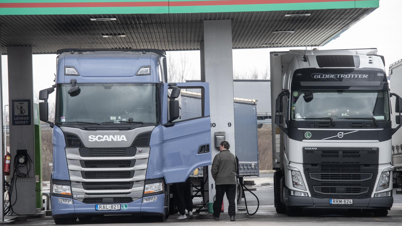 A márkás láncoknál igencsak meglódult a forgalom a védett ár hatására