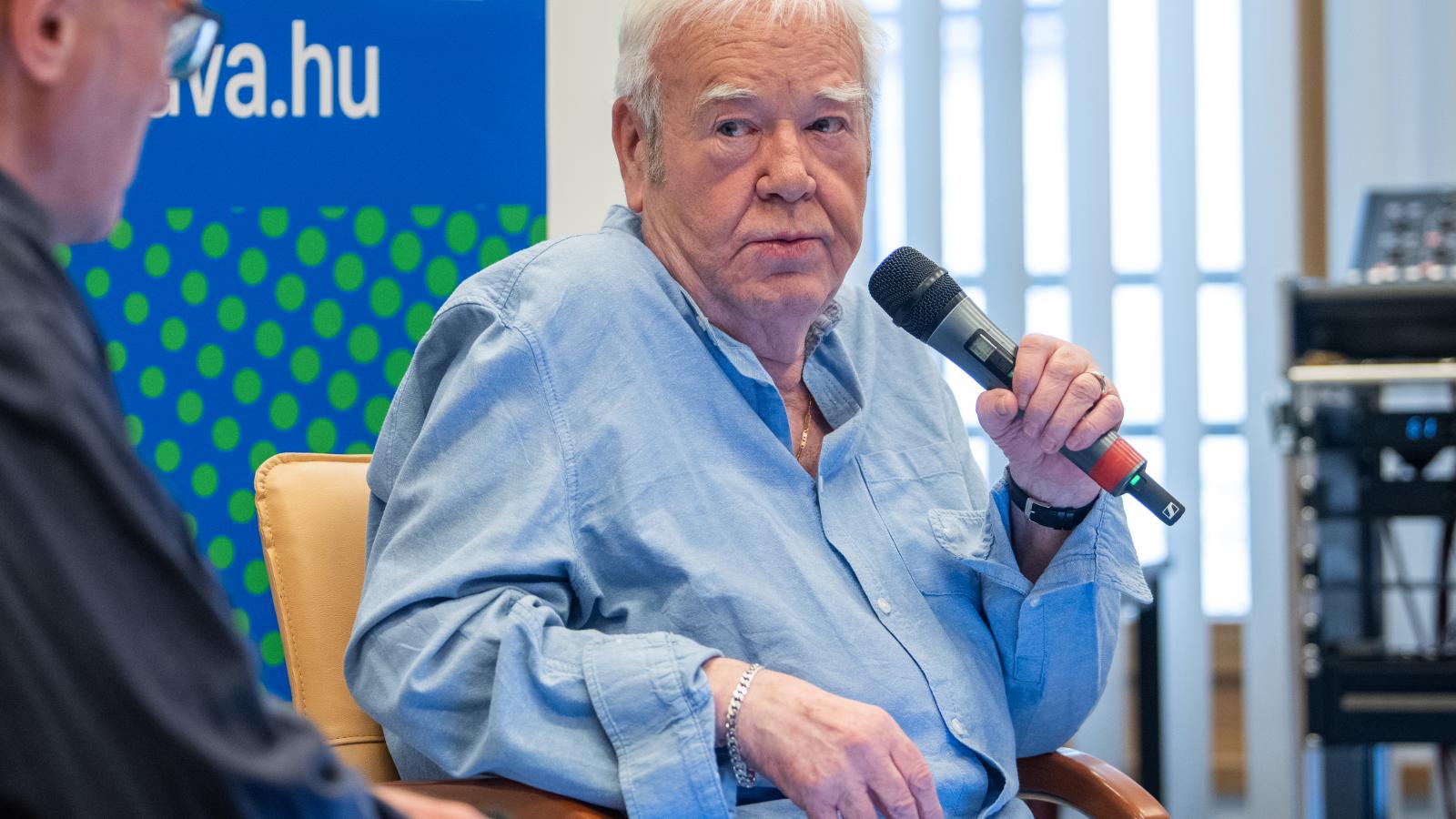 Gálvölgyi János