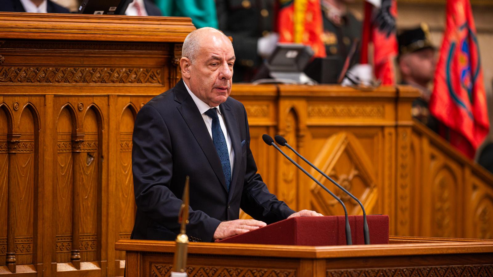 Korábbi felvétel