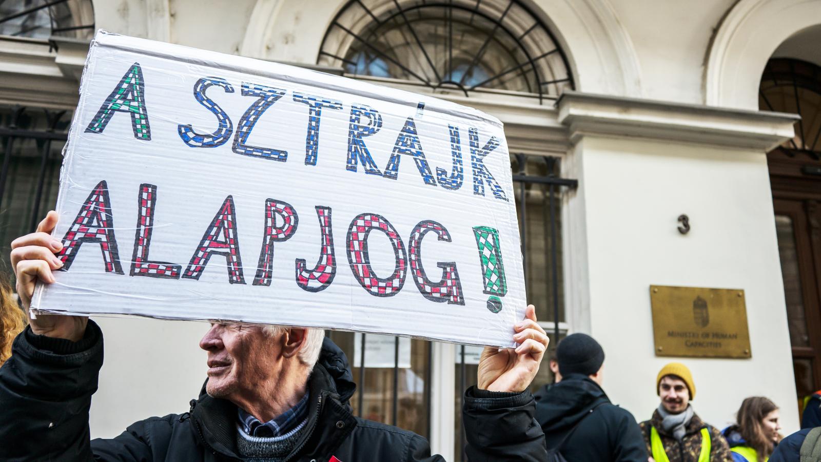 Tanársztrájk 2022-ben