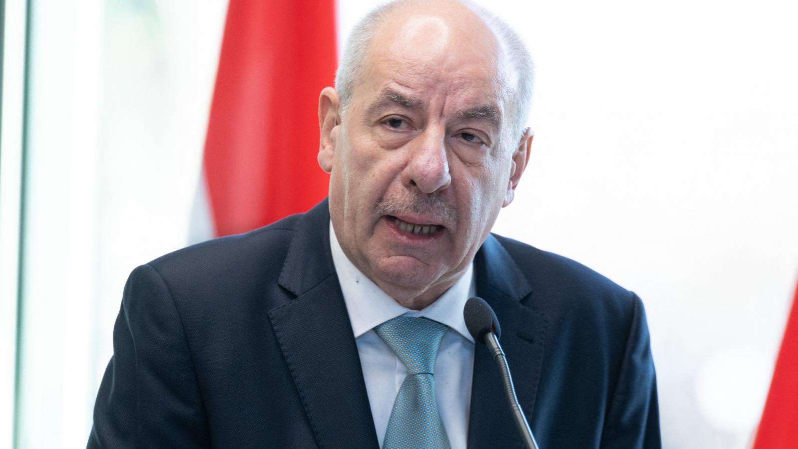 Sulyok Tamás - Korábbi felvétel