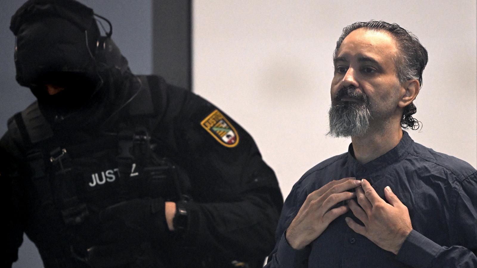 Táleb Dzsavád al-Abdulmohszen a tárgyaláson június 26-án 