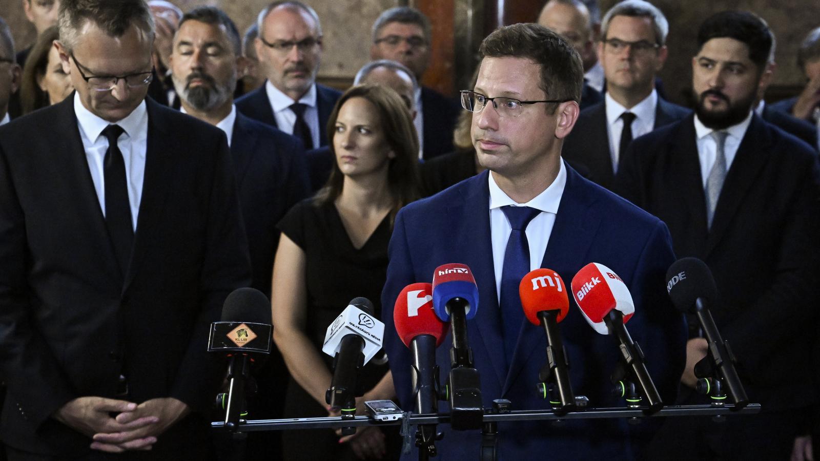 Gulyás Gergely bejelenti a lemondását július 13-án 