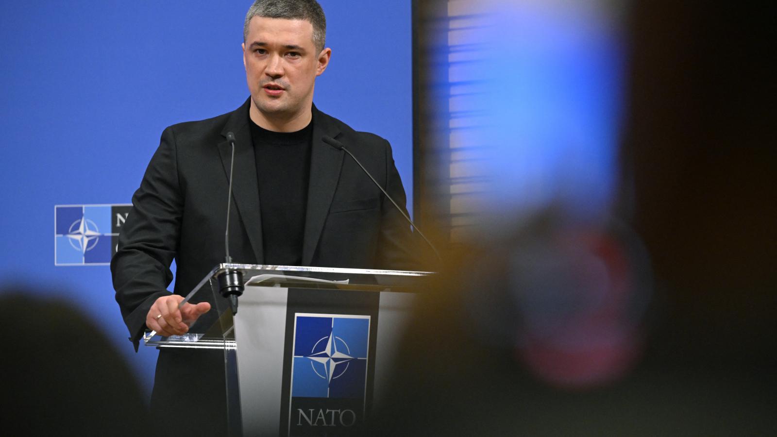 Az új kinevezéssel Mihajlo Fedorov a konfliktusossá vált védelmi miniszteri poszt után a különböző kormányzati struktúrák koordinálását jelentő széleskörű felhatalmazást kapna