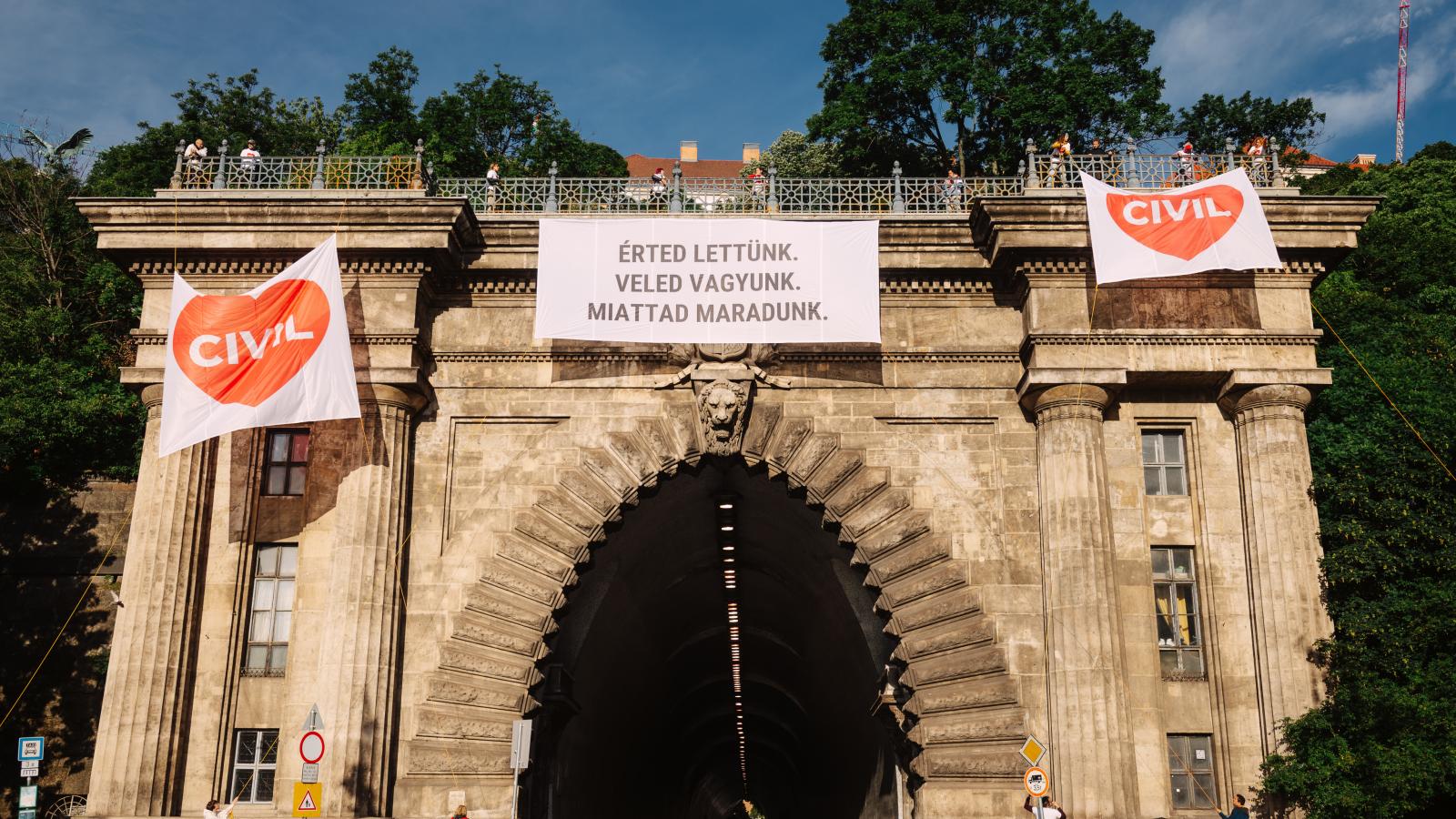 Hiába demonstráltak, a valódi civil szervezeteknek az Orbán-kormány alatt nem járt pénz