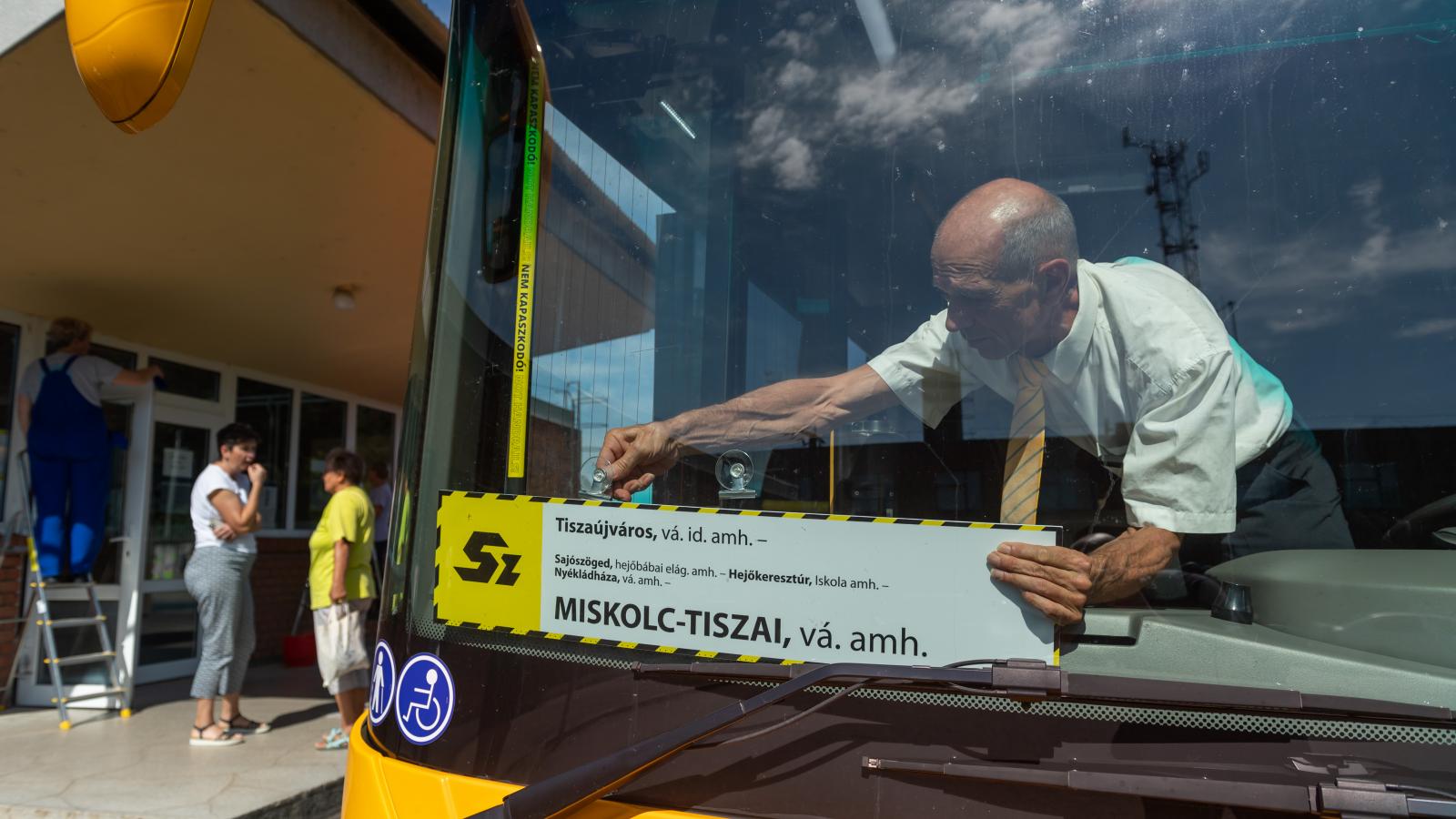 Vonatpótló a bezárás napján 2023-ban